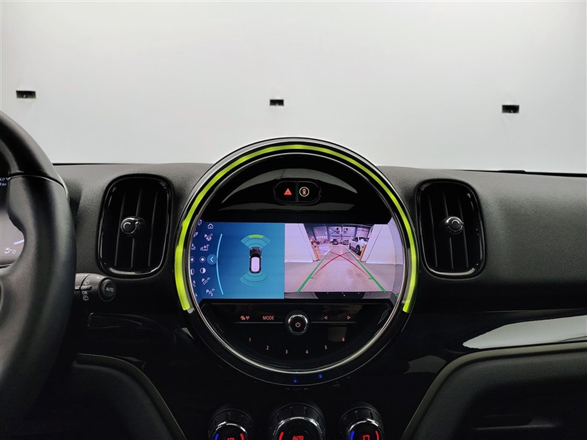 MINI Countryman 1.5iA Cooper NAVI / PANO / CAMERA / CARPLAY / FULL LED (2023) - Photo 17