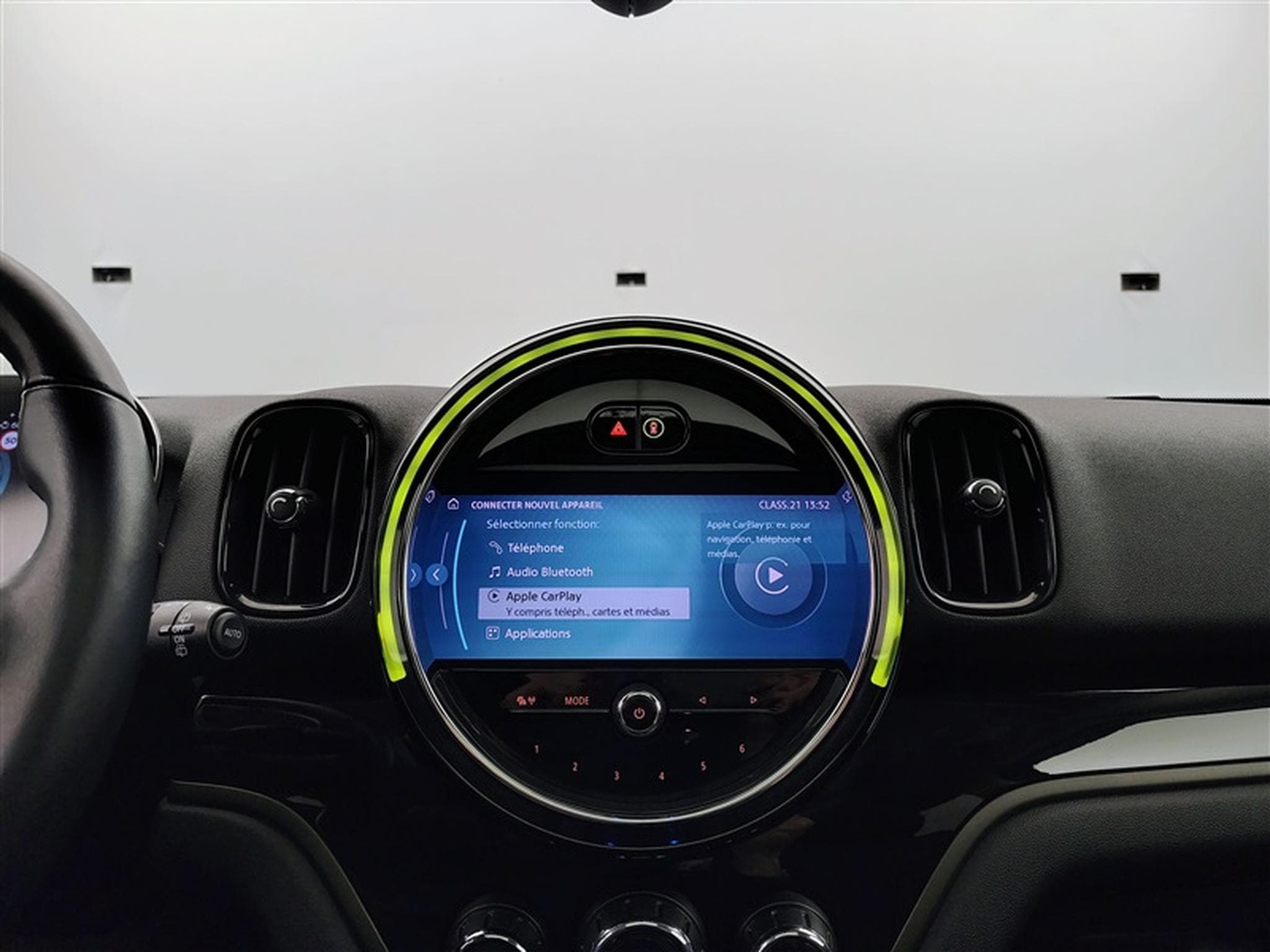 MINI Countryman 1.5iA Cooper NAVI / PANO / CAMERA / CARPLAY / FULL LED (2023) - Photo 21