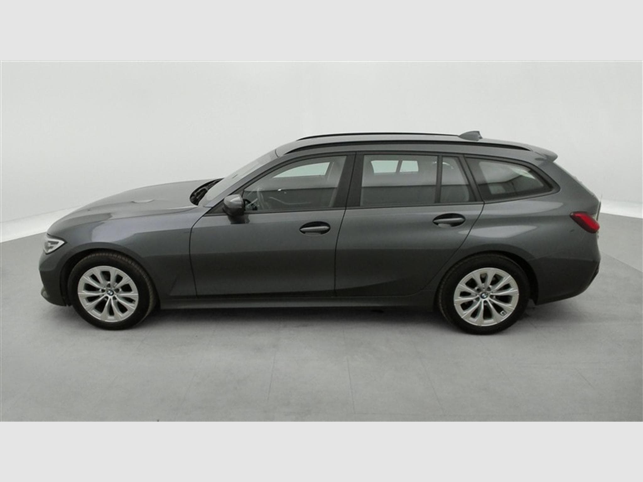 BMW 318 318iA Business NAVI/LED/JA17/PDC AV AR (2021) - Foto 3