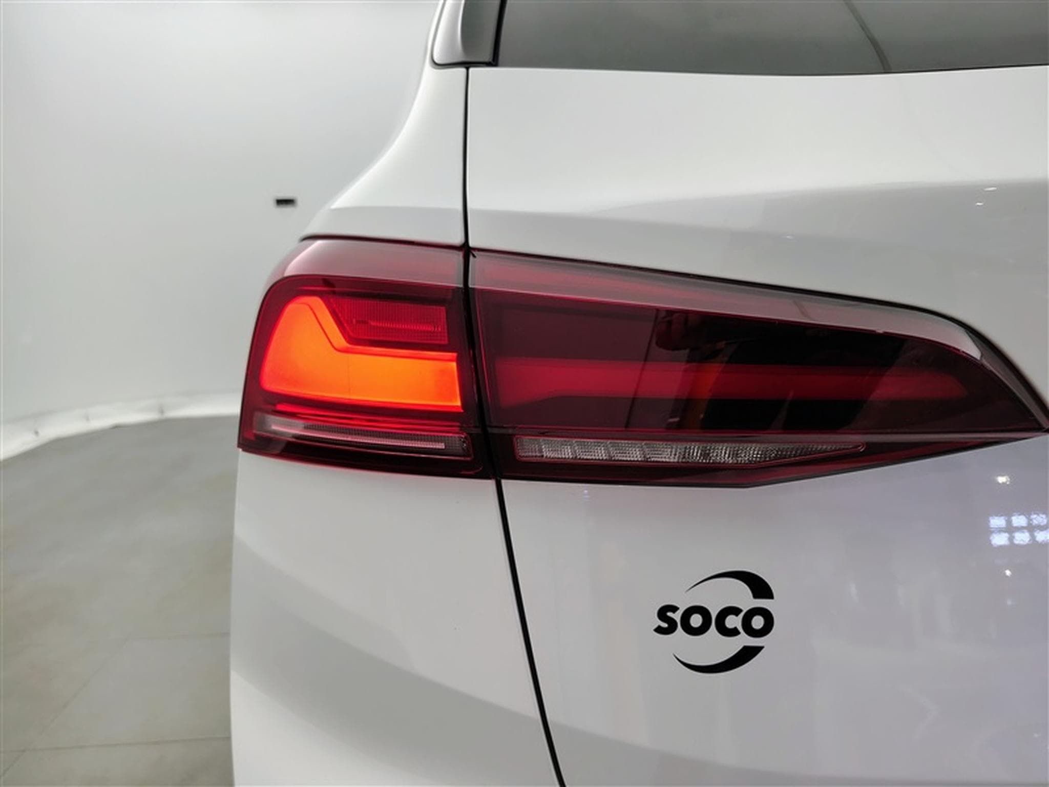 BMW 225 xeA PHEV Business Ed. NAVI / FULL LED / CLIM (2023) - Photo 16
