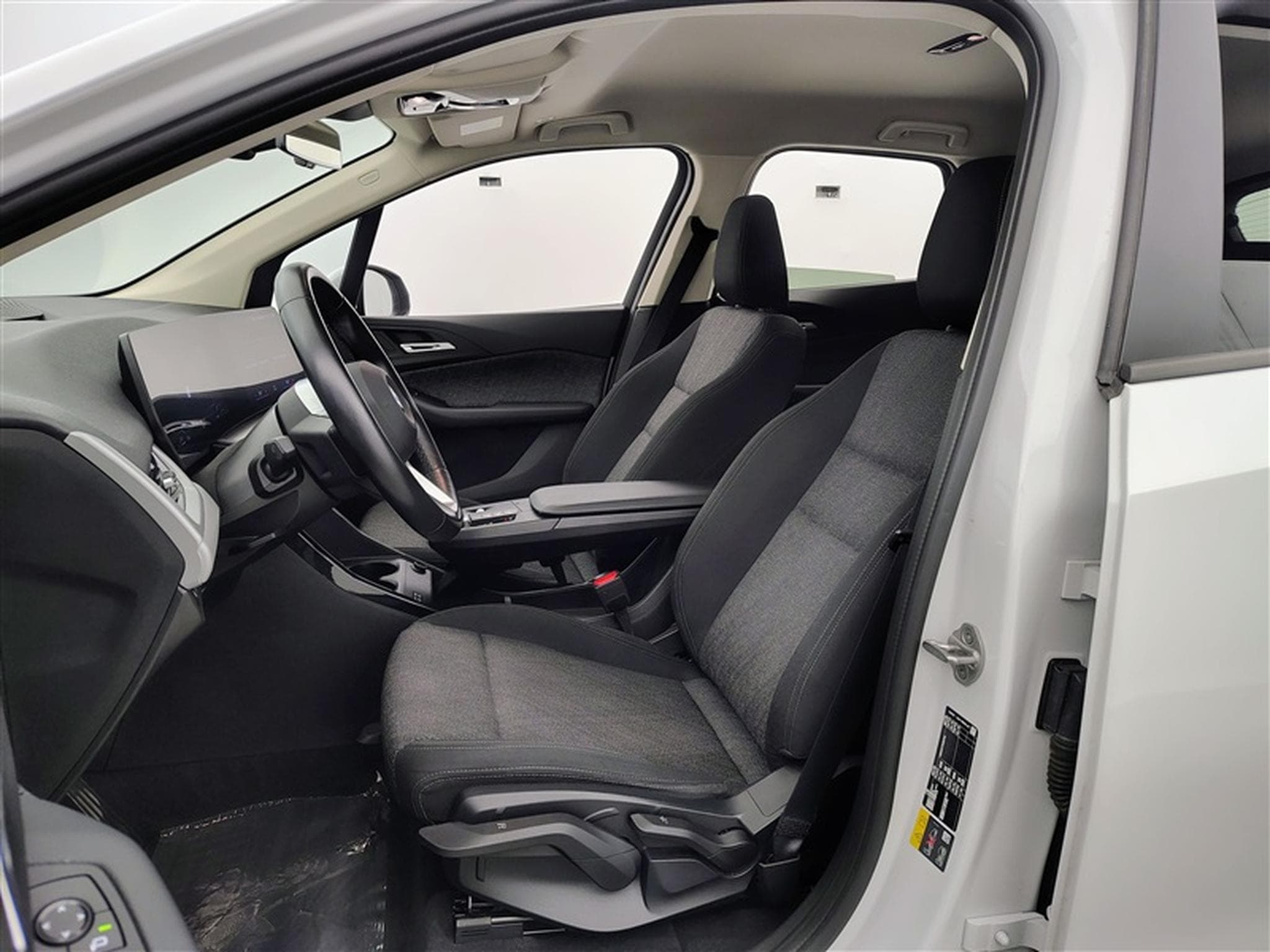 BMW 225 xeA PHEV Business Ed. NAVI / FULL LED / CLIM (2023) - Photo 7