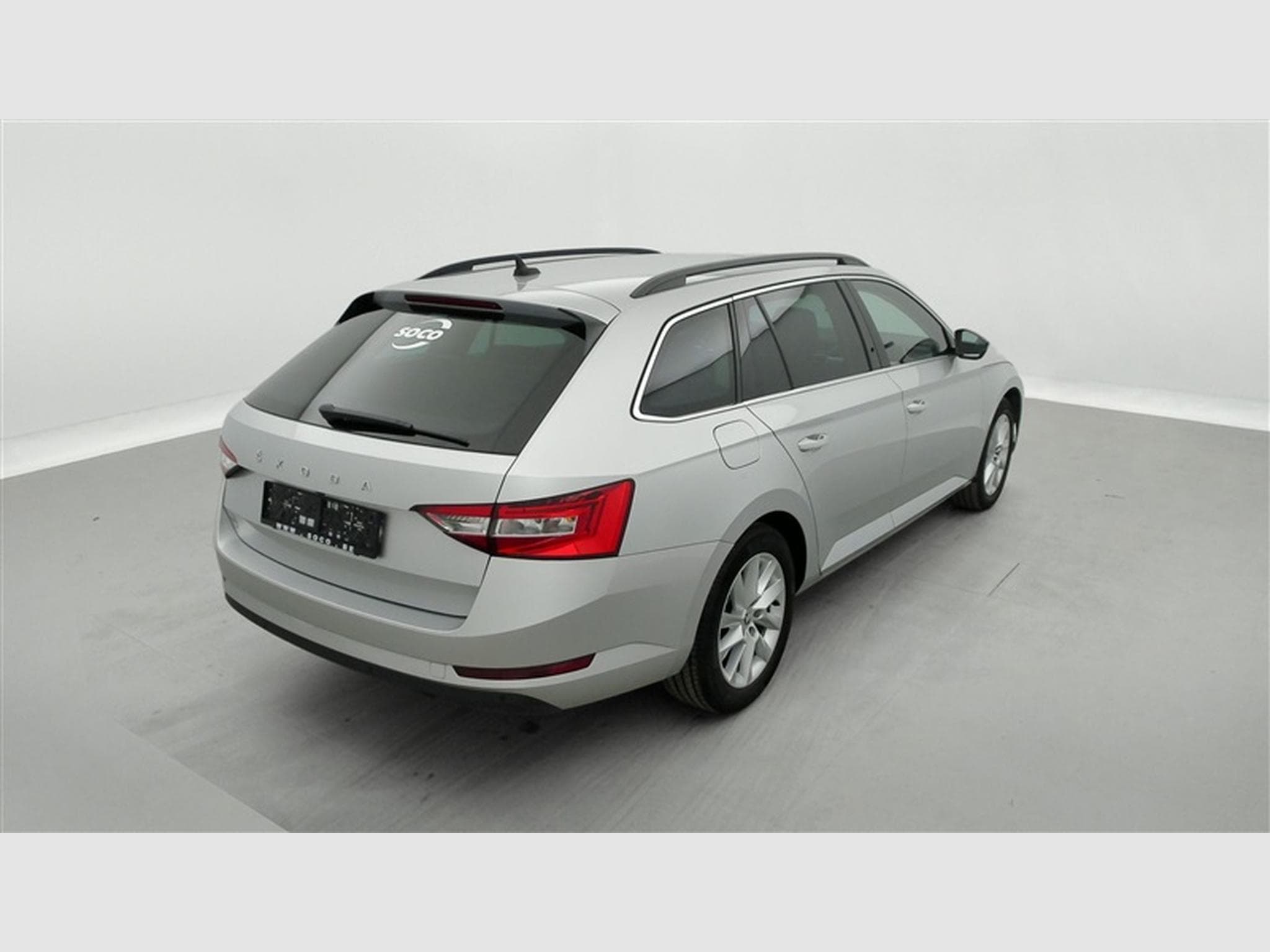 Skoda Superb 1.5 TSI ACT Clever+ DSG (2023) - Photo 25