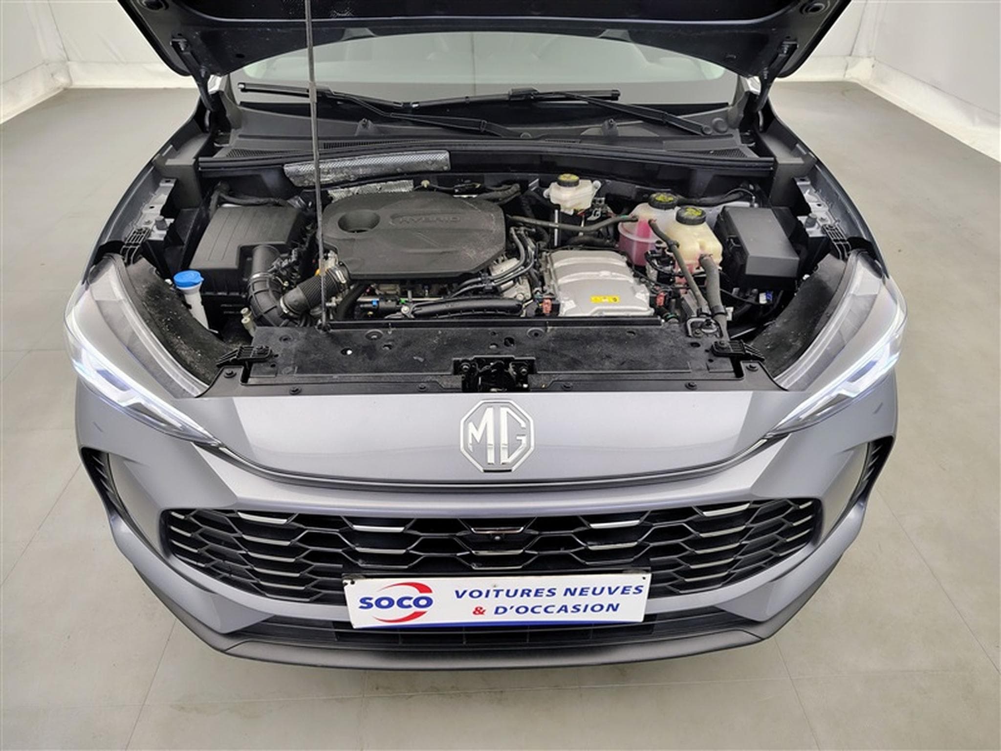 MG ZS 1.5 Hybrid+ Luxury NAVI / FULL LED / CUIR / CAMERA / JA 17" (2025) - Photo 19