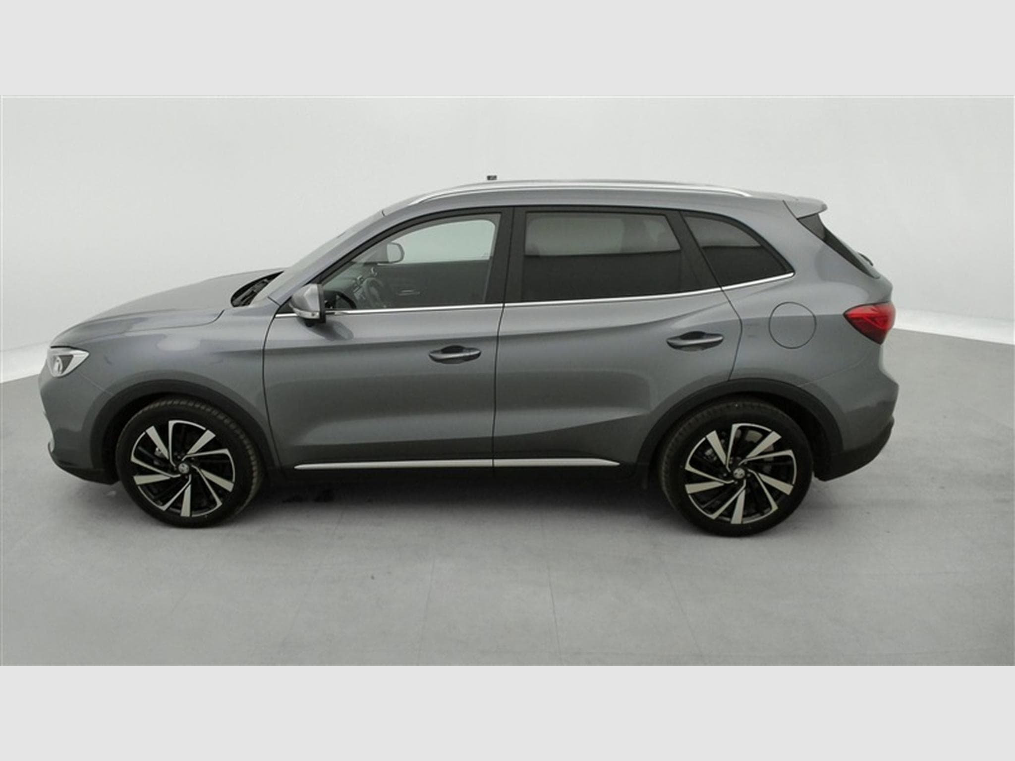 MG ZS 1.5 Hybrid+ Luxury NAVI / FULL LED / CUIR / CAMERA / JA 17" (2025) - Photo 3