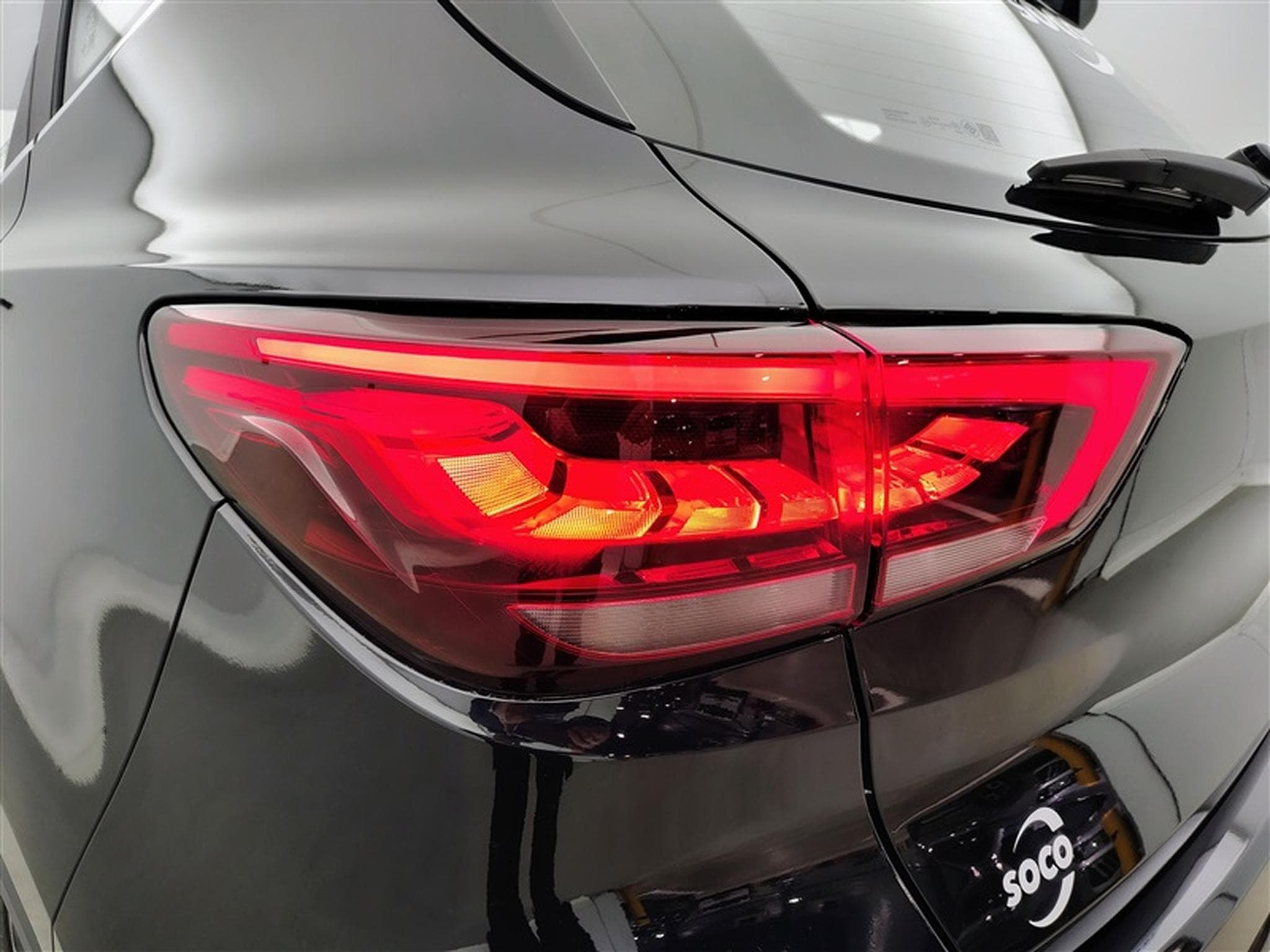 MG ZS 1.0 T-GDi 110cv AUTO Luxury NAVI / FULL LED / CUIR / CAMERA (2024) - Photo 16
