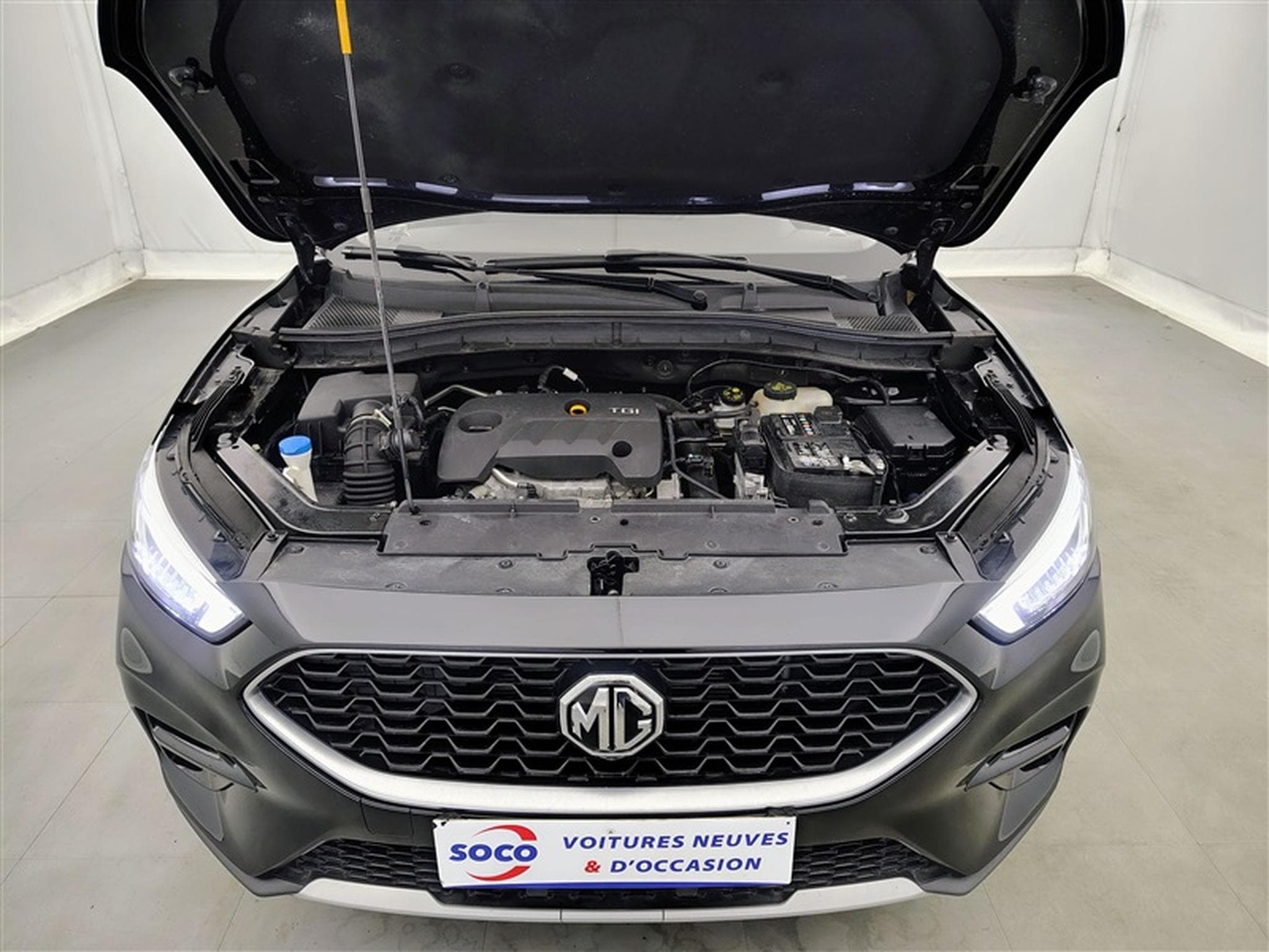 MG ZS 1.0 T-GDi 110cv AUTO Luxury NAVI / FULL LED / CUIR / CAMERA (2024) - Photo 19