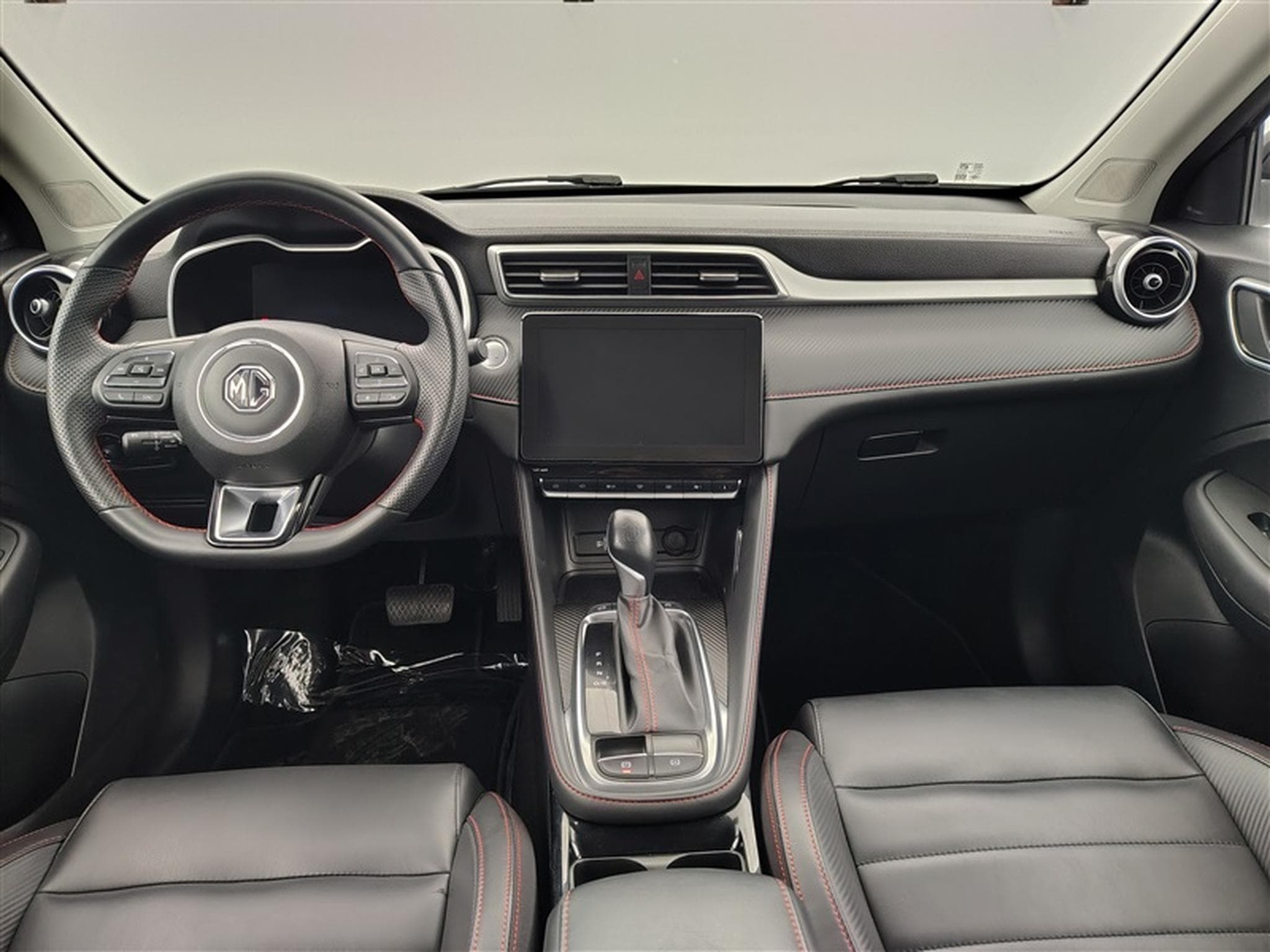 MG ZS 1.0 T-GDi 110cv AUTO Luxury NAVI / FULL LED / CUIR / CAMERA (2024) - Photo 8