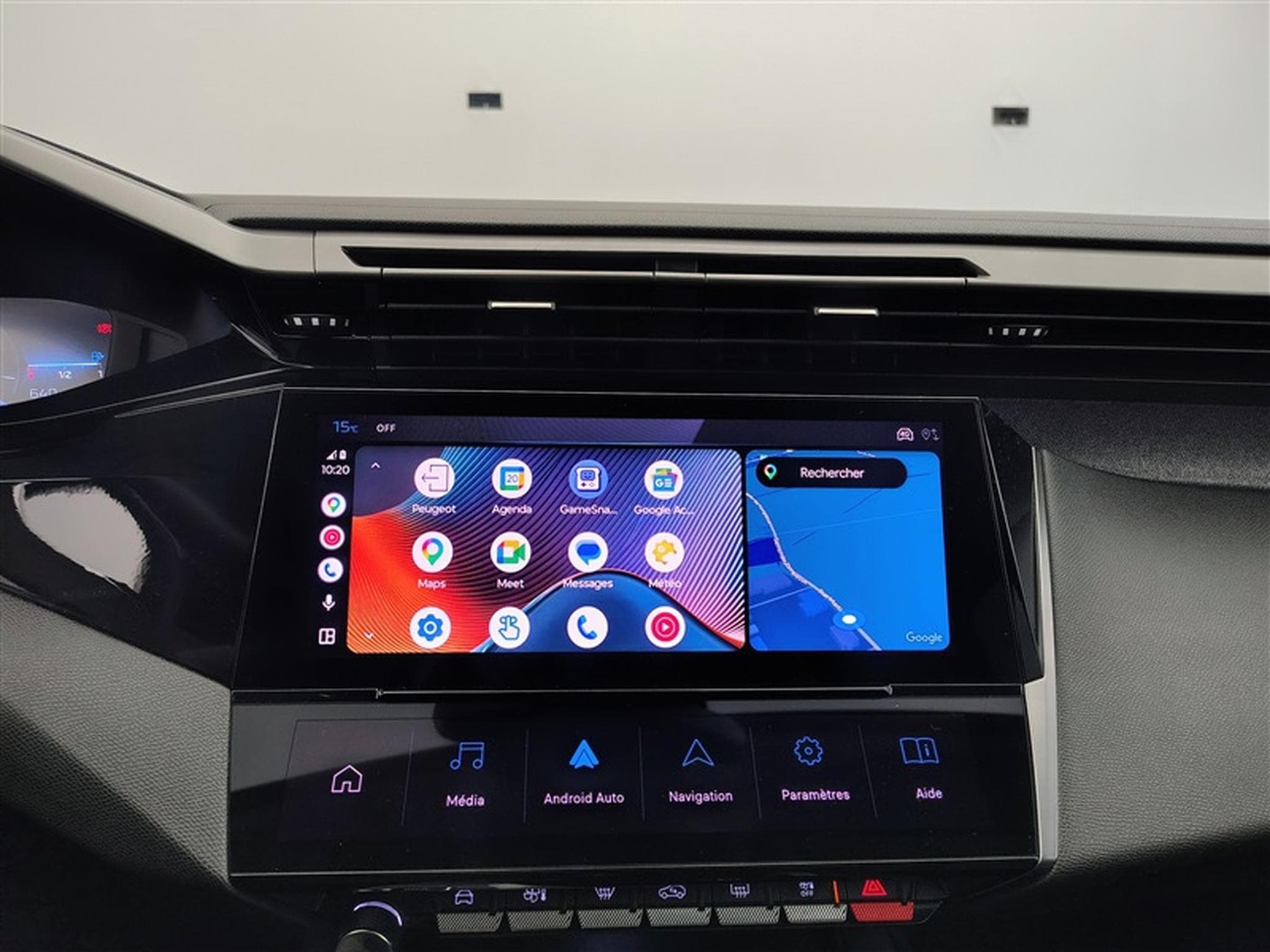 Peugeot 308 1.2 PureTech Allure S-CUIR / NAVI / CARPLAY / CAMERA (2023) - Photo 20