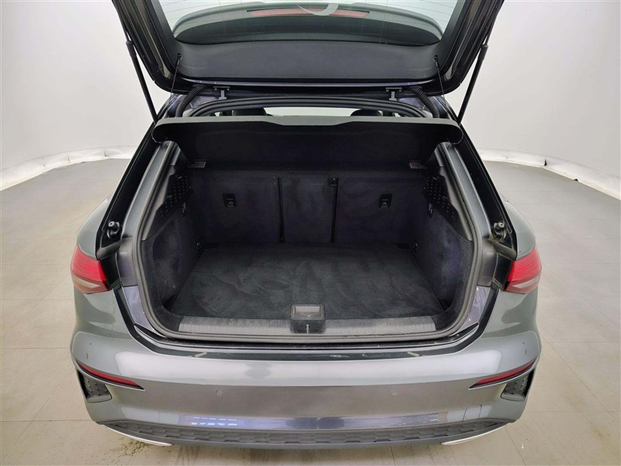 Audi A3 30 TFSI  S-Tronic S-Line  Cuir / Navi / Led (2021) - Photo 14