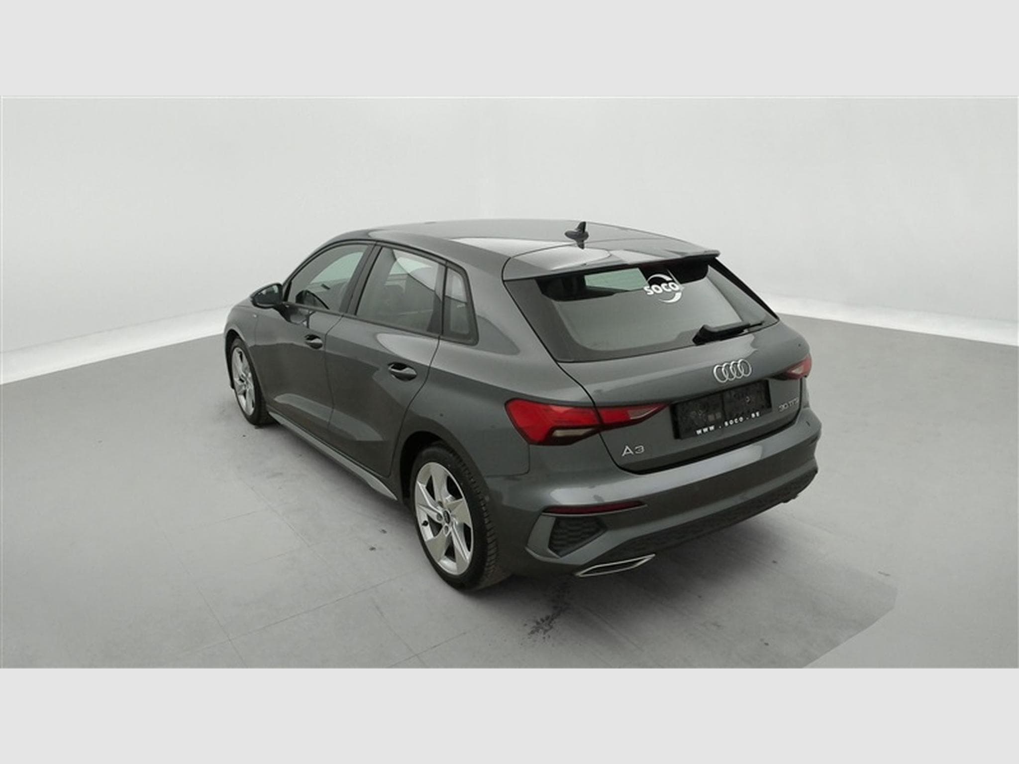 Audi A3 30 TFSI  S-Tronic S-Line  Cuir / Navi / Led (2021) - Photo 2