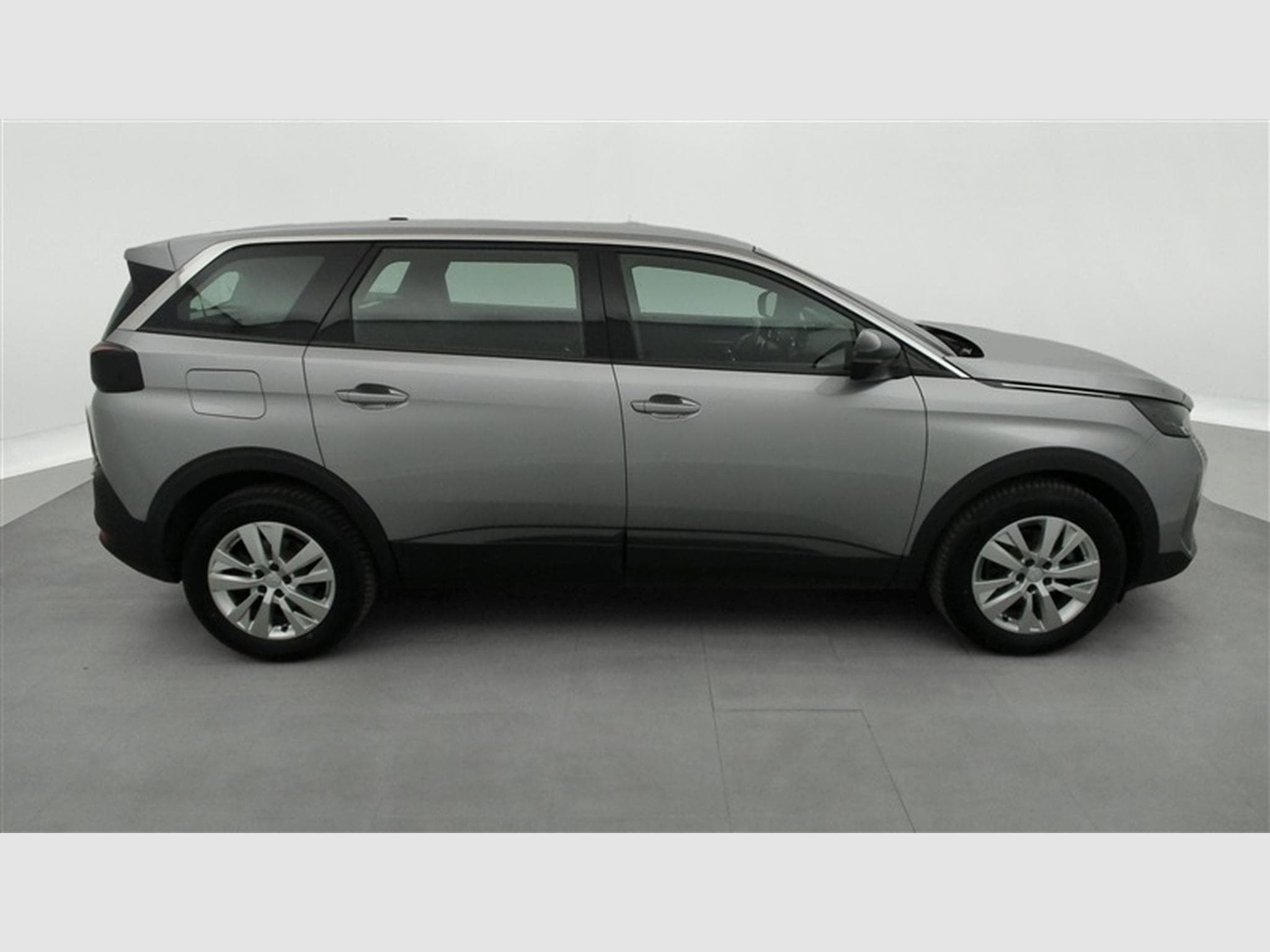 Peugeot 5008 1.5 BlueHdi EAT8 Active Pack NAVI / FULL LED / CARPLAY (2023) - Photo 24