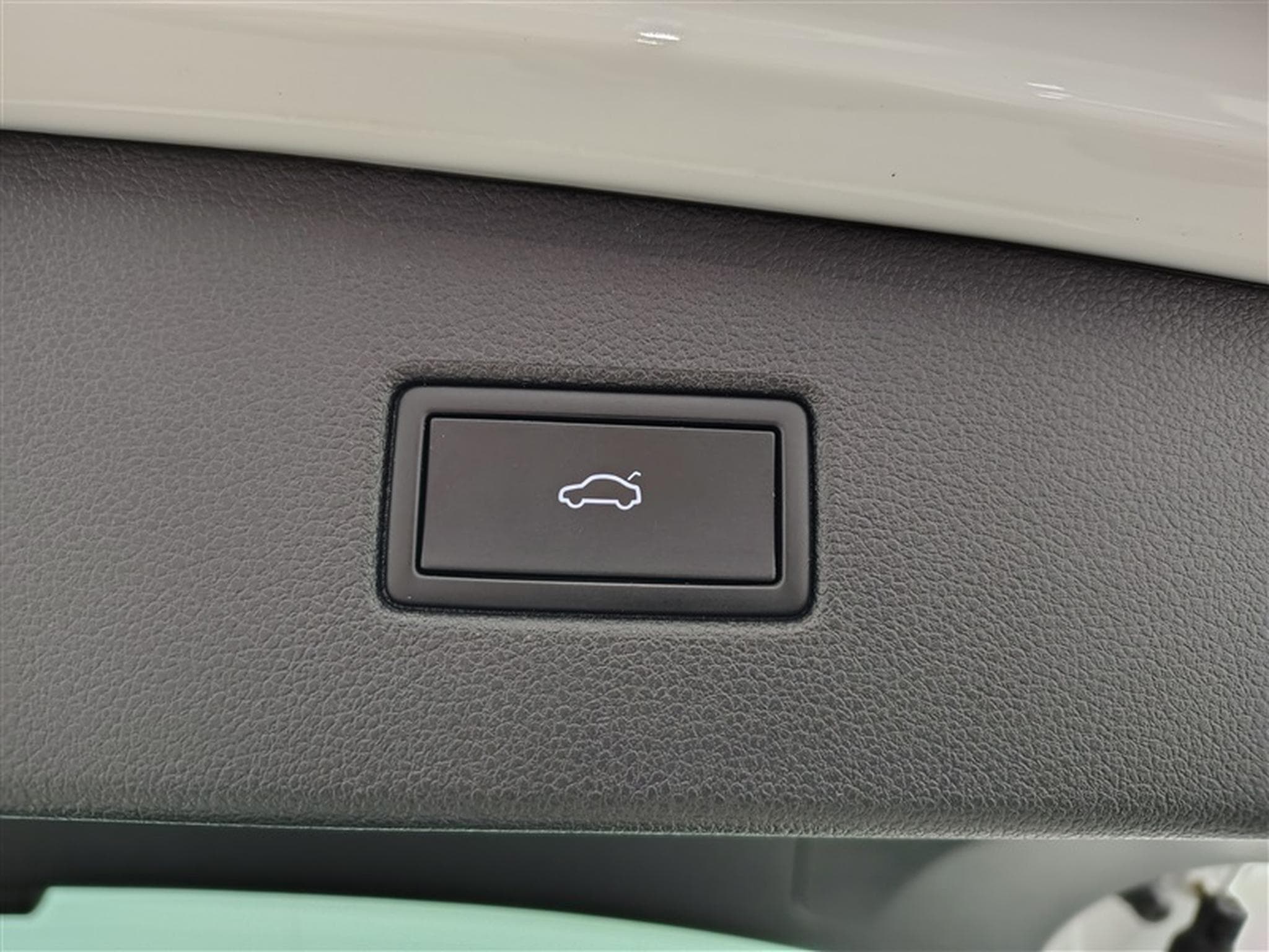VW Tiguan 1.5 TSI 150Cv DSG Life CARPLAY / CAMERA / PDC (2023) - Photo 18