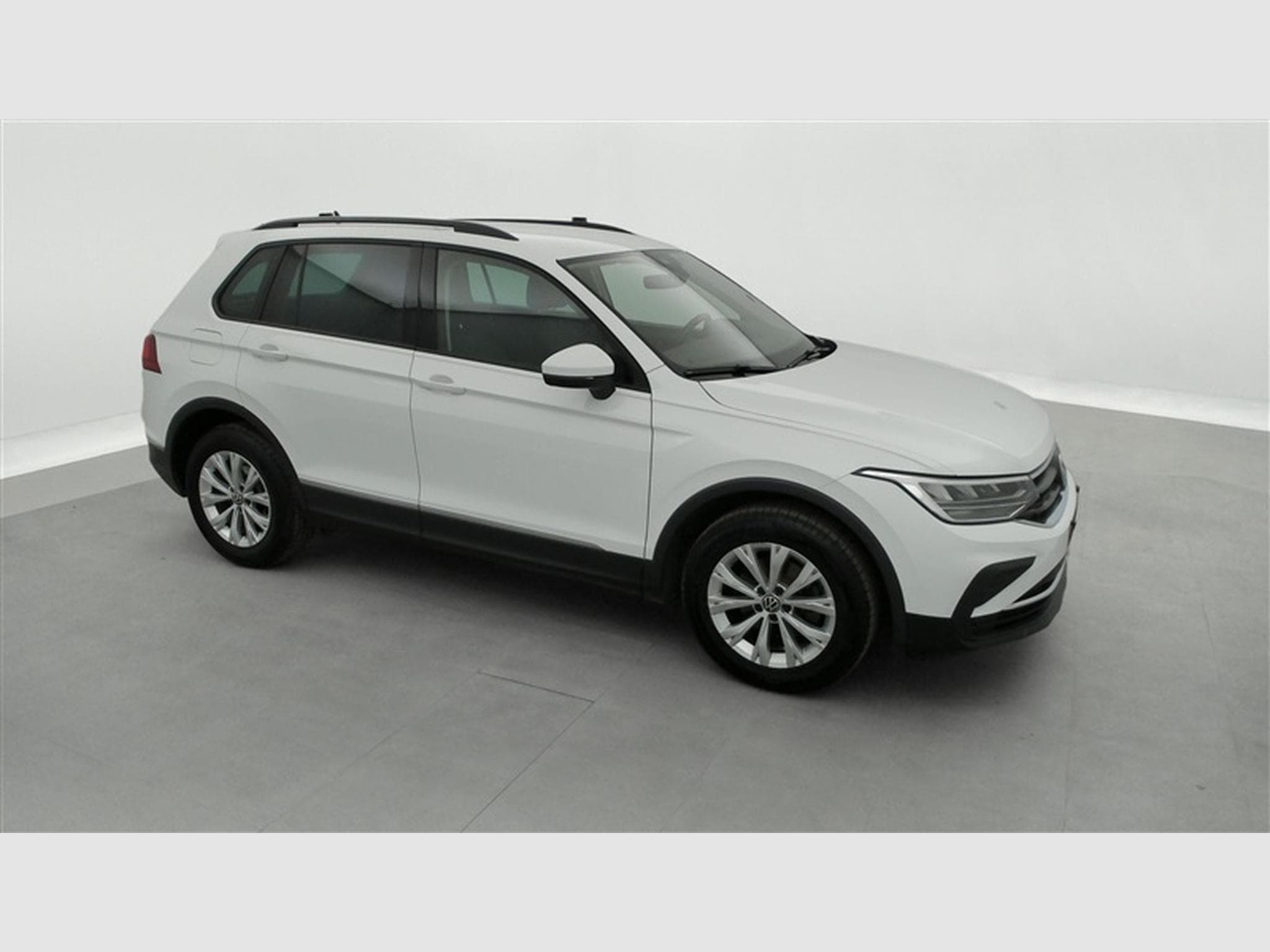 VW Tiguan 1.5 TSI 150Cv DSG Life CARPLAY / CAMERA / PDC (2023) - Photo 23