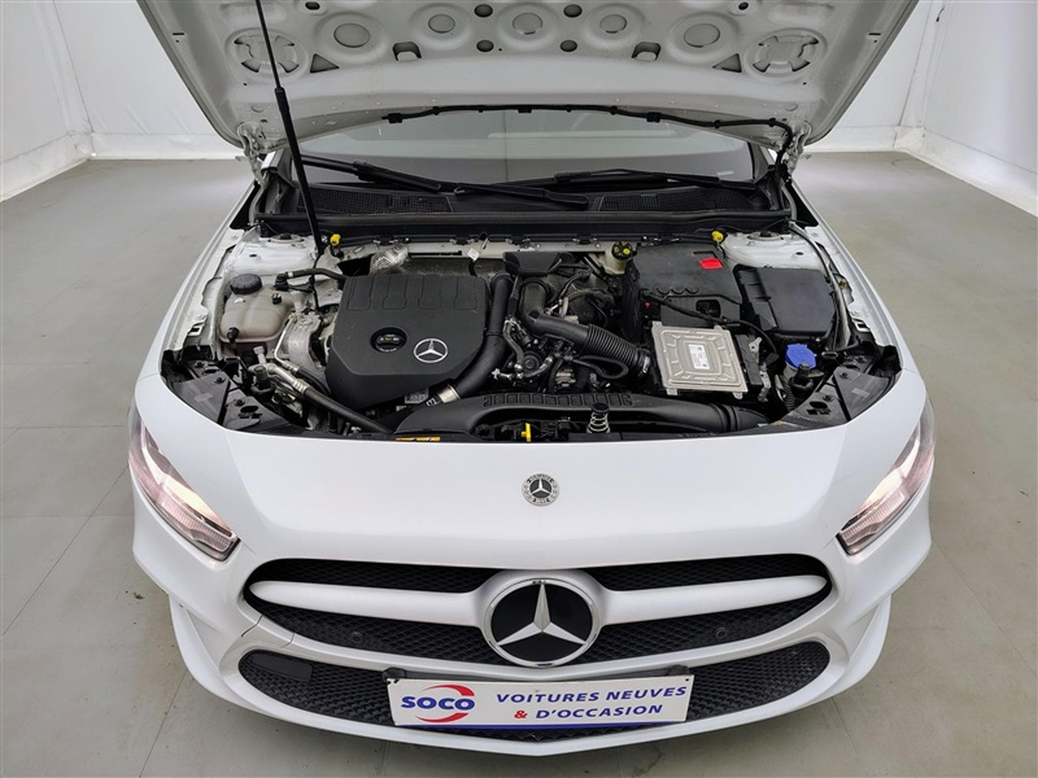 Mercedes A 160 A 160 Business NAVI/PDC AV AR (2021) - Photo 19