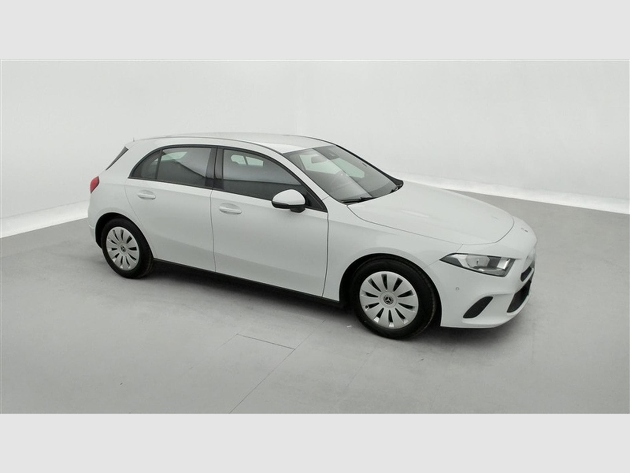 Mercedes A 160 A 160 Business NAVI/PDC AV AR (2021) - Photo 22