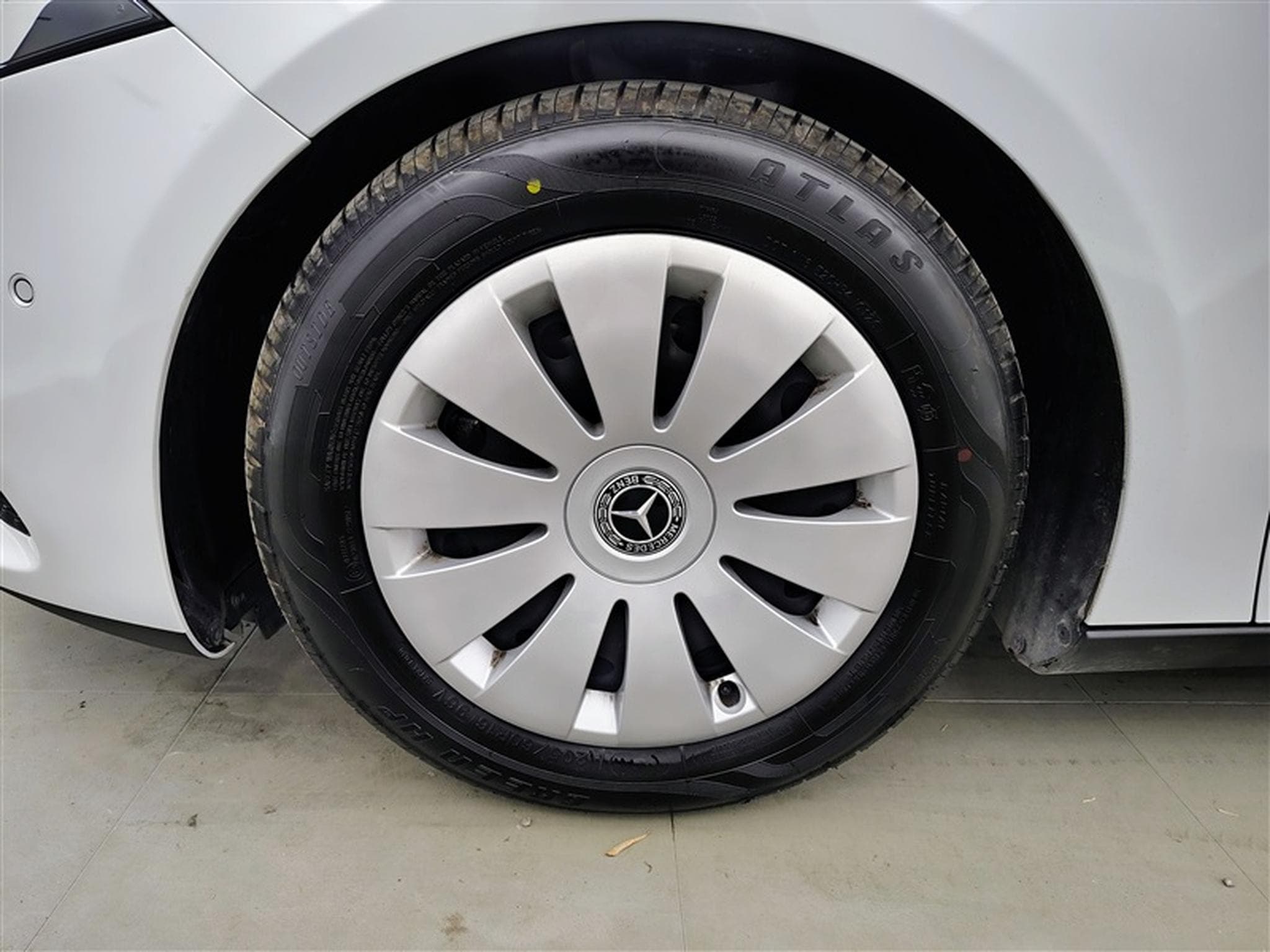 Mercedes A 160 A 160 Business NAVI/PDC AV AR (2021) - Photo 6