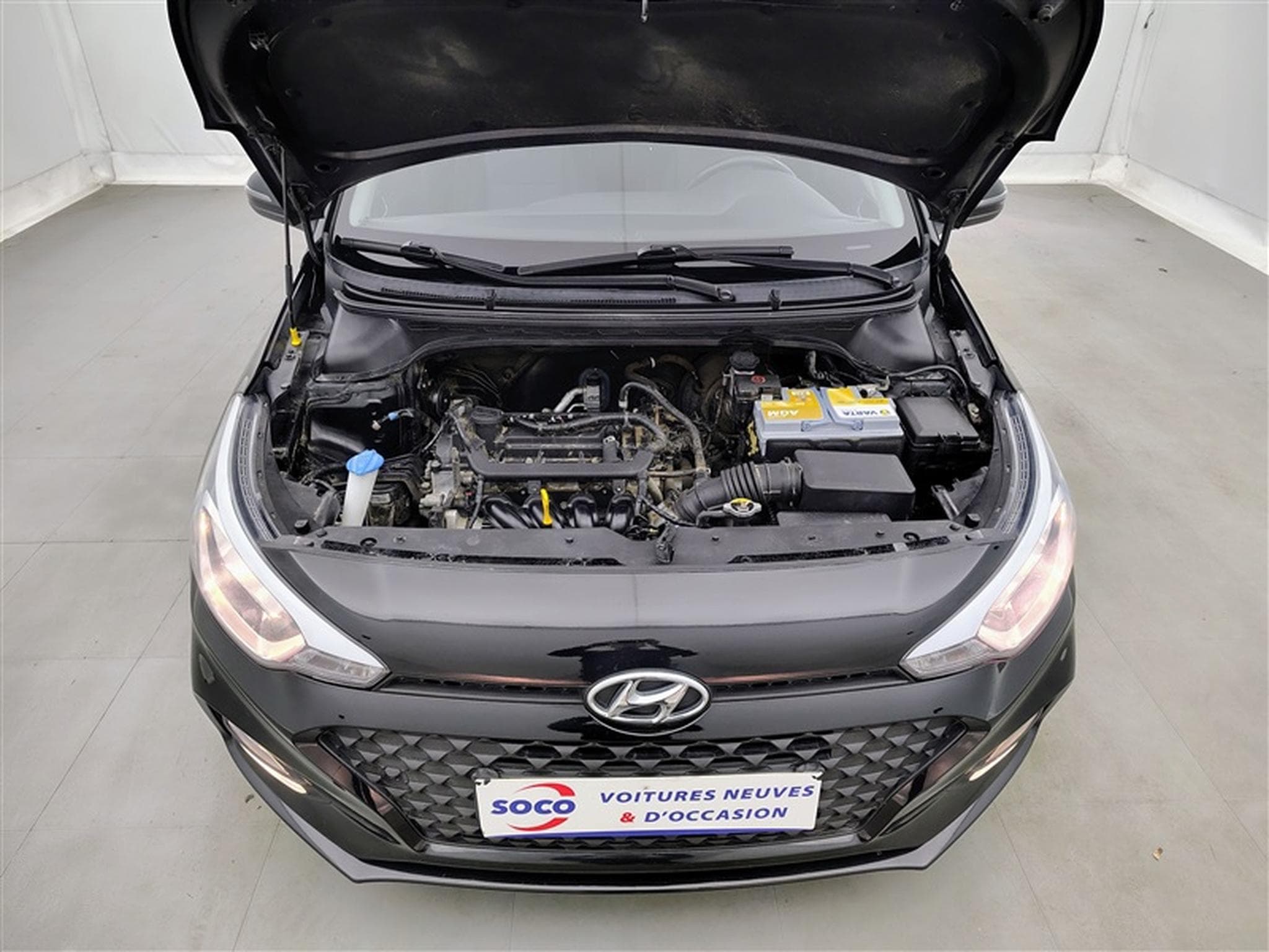 Hyundai i20 1.2i 84cv Twist Pack Techno NAVI / CAMERA / PDC AR / JA 15" (2018) - Photo 18