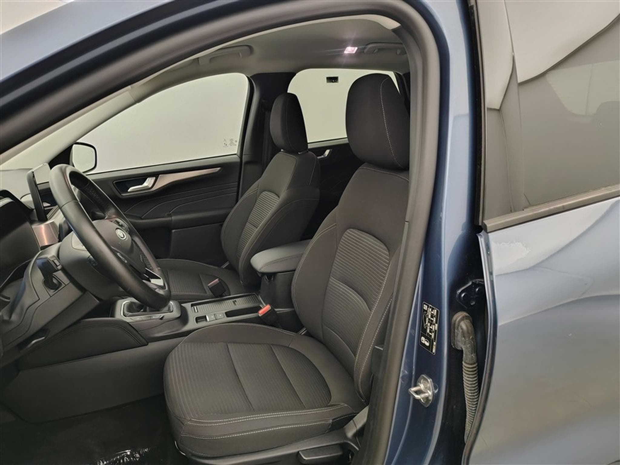 Ford Kuga 1.5 EcoBoost 150Cv Titanium NAVI / CARPLAY / CAMERA (2022) - Photo 7