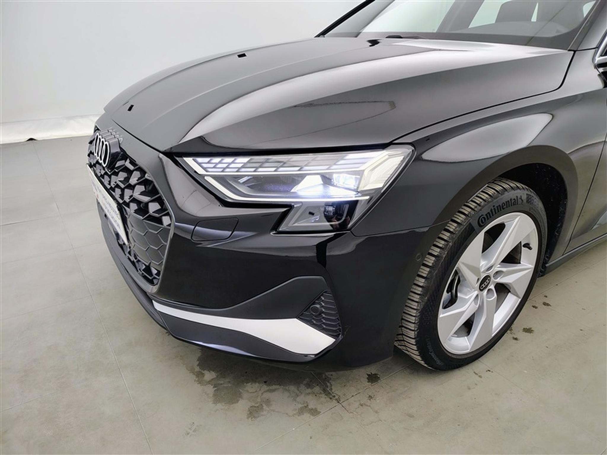 Audi A3 A3 30 TFSI Advanced S tronic Navi / Led / PDC av+ar (2025) - Photo 15