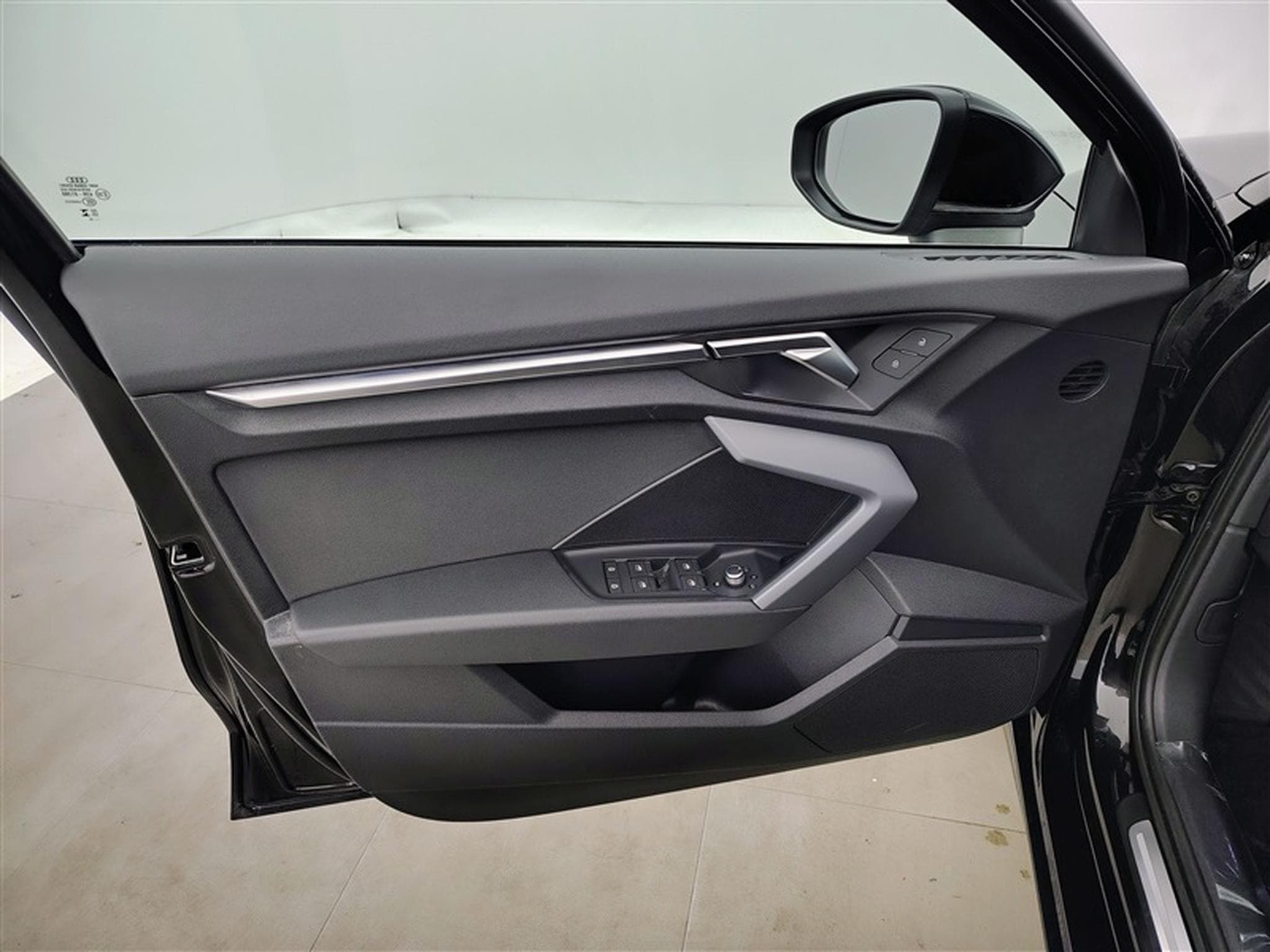 Audi A3 A3 30 TFSI Advanced S tronic Navi / Led / PDC av+ar (2025) - Photo 17