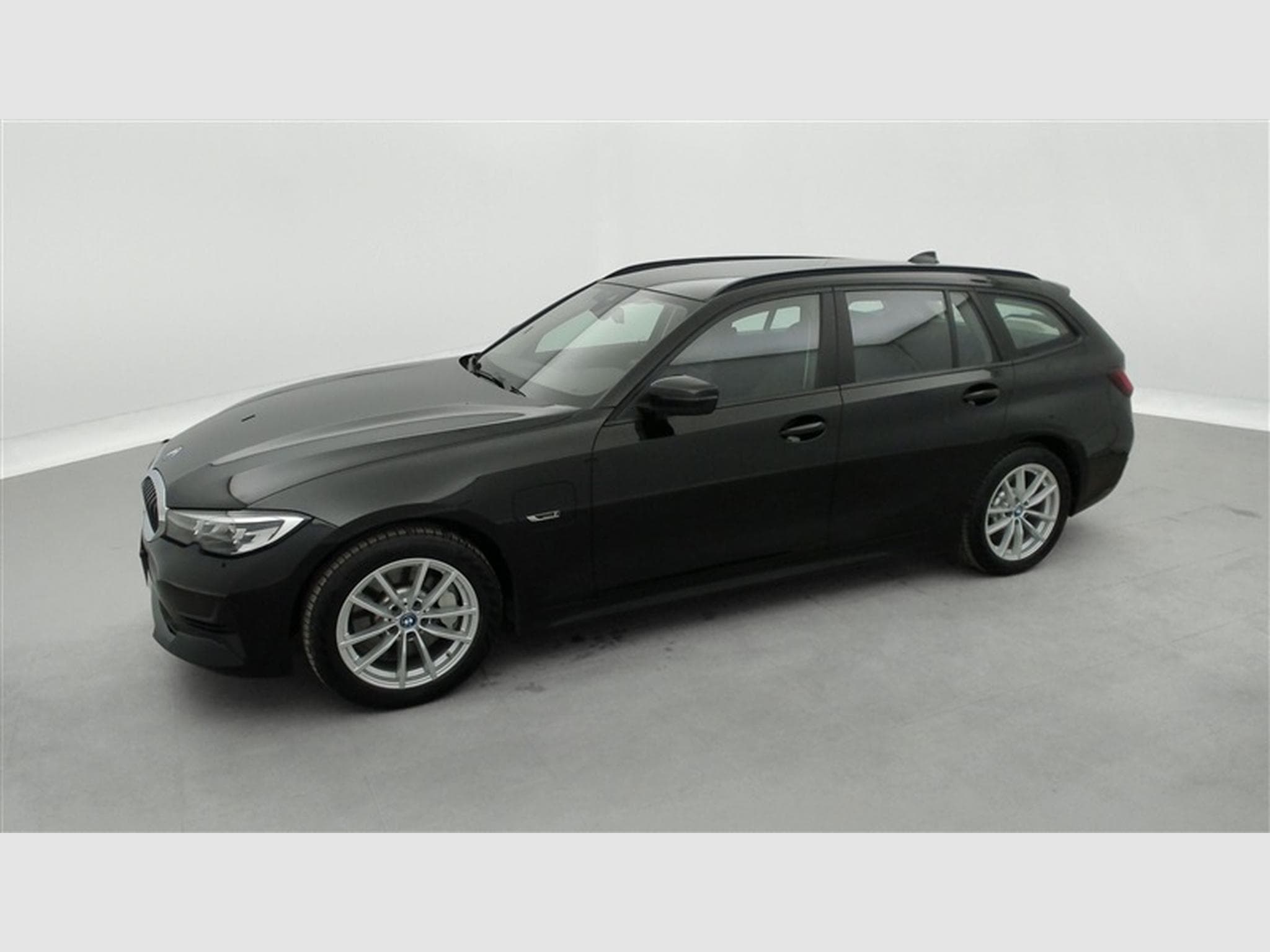 BMW 330 330eA PHEV Touring NAVI / CUIR SPORT / FULL LED (2022) - Photo 23
