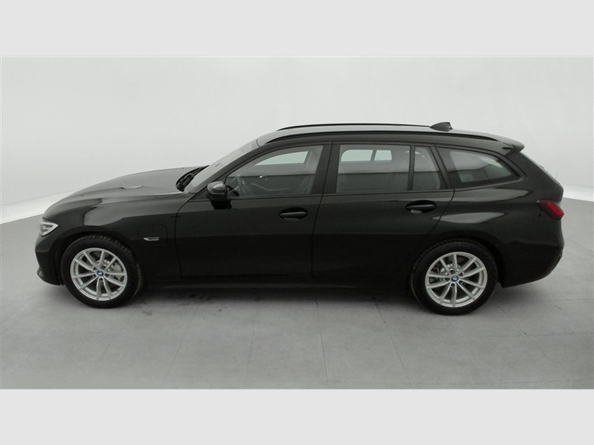 BMW 330 330eA PHEV Touring NAVI / CUIR SPORT / FULL LED (2022) - Photo 3