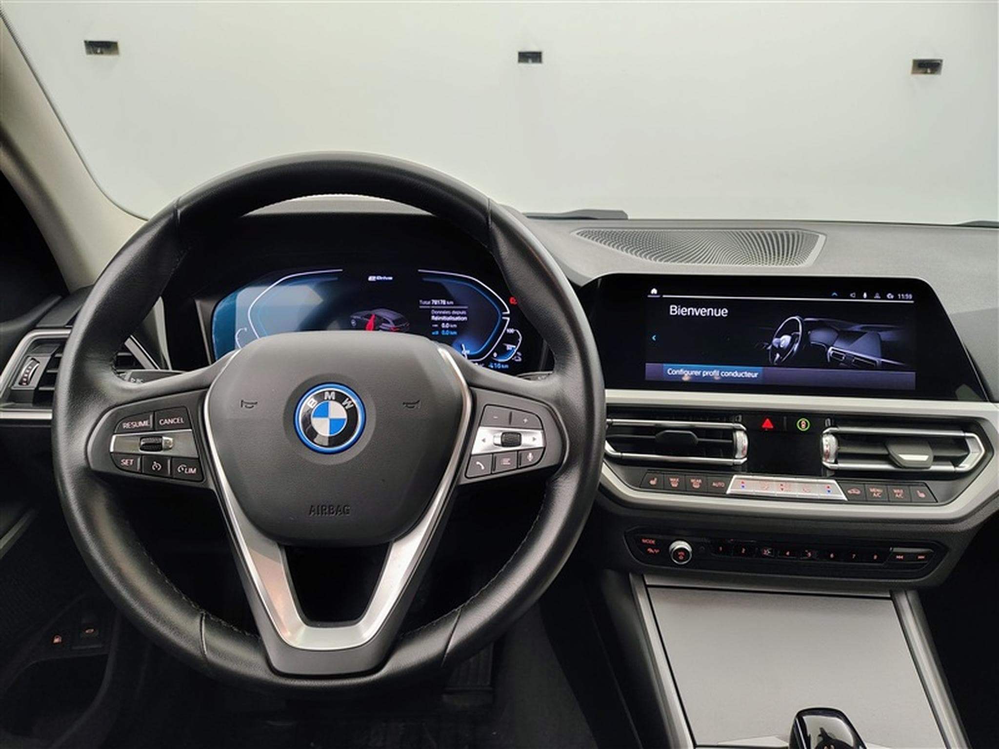 BMW 330 330eA PHEV Touring NAVI / CUIR SPORT / FULL LED (2022) - Photo 9