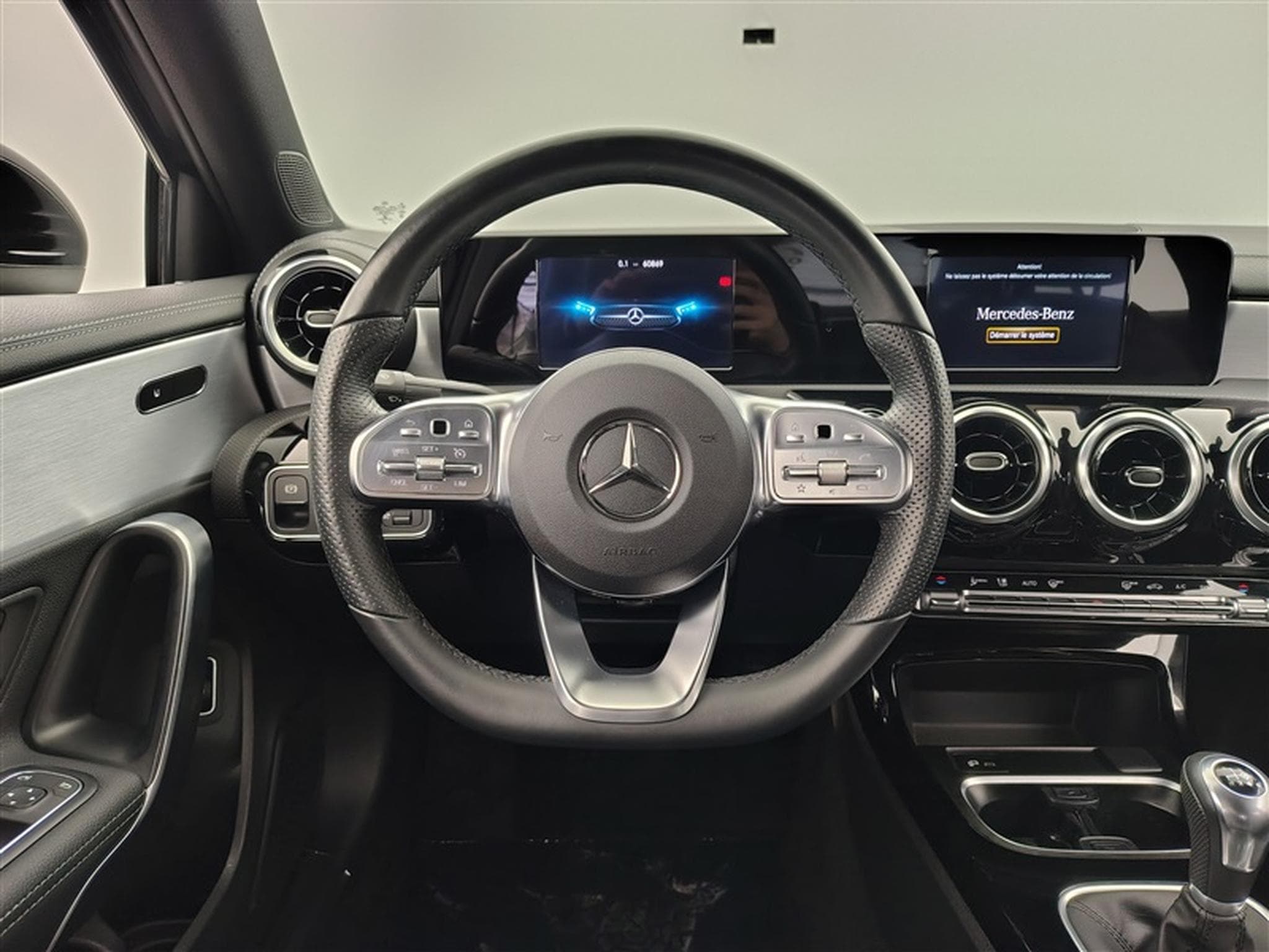 Mercedes A 180 180 AMG Line CUIR/FULL LED/JA18/CAMERA (2022) - Photo 8
