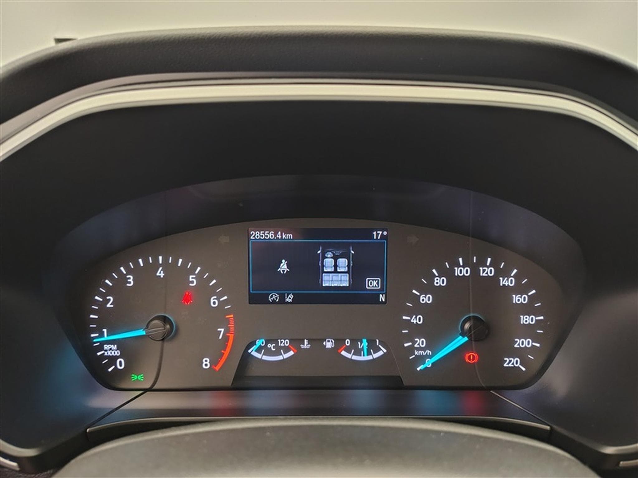 Ford Kuga 1.5 EcoBoost Connect NAVI / FULL LED / PDC AV+AR (2024) - Photo 10