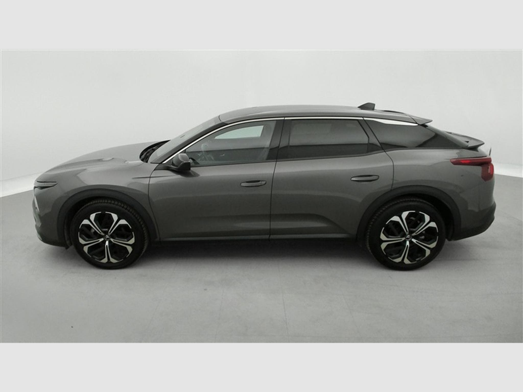 Citroen C5 X 1.2 PureTech 130cv EAT8 Plus NAVI / FULL LED / CUIR / JA 19" (2024) - Photo 3