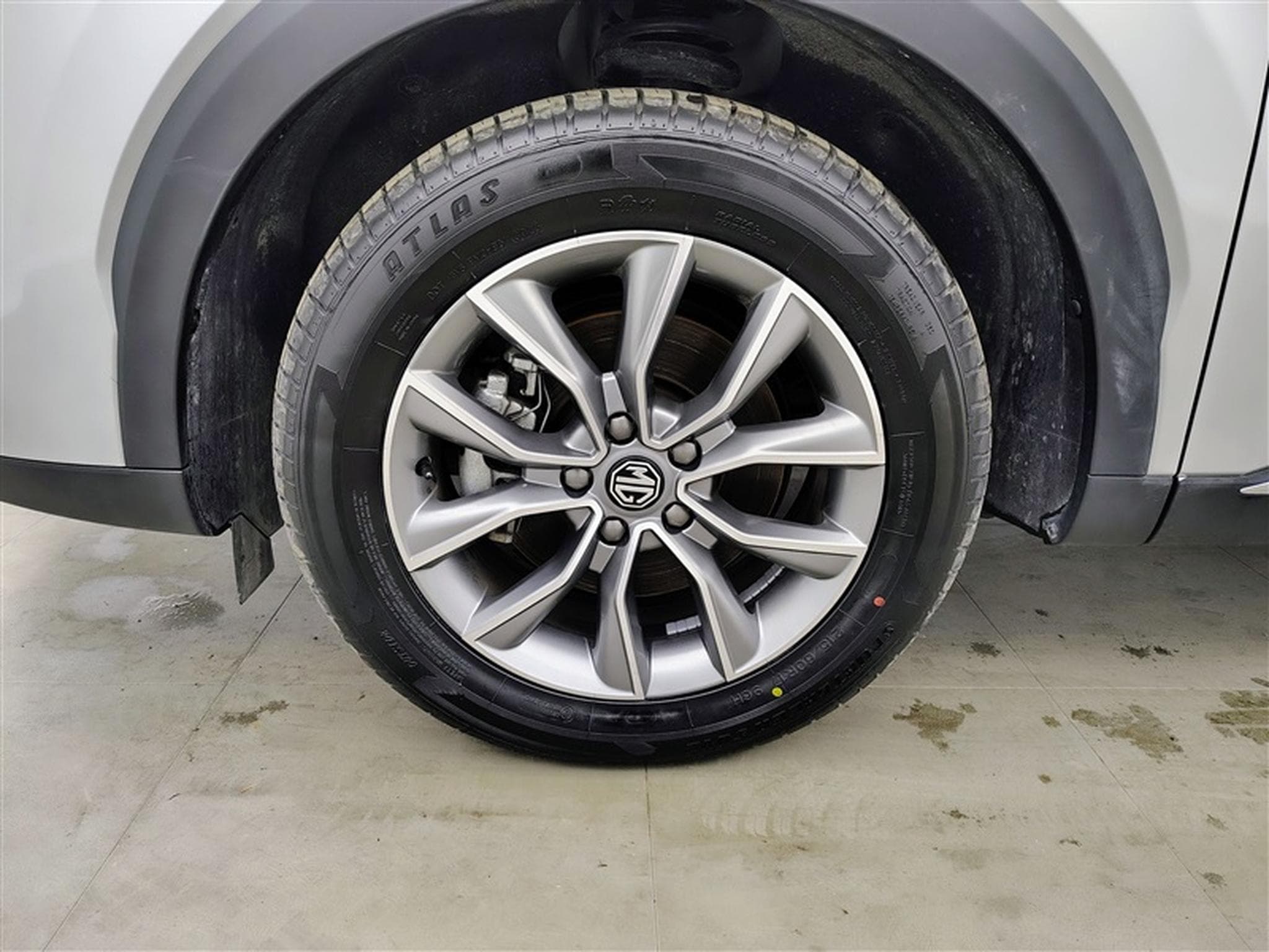 MG HS Facelift 1.5 T-GDi 160cv Comfort NAVI / FULL LED / CUIR (2024) - Photo 6