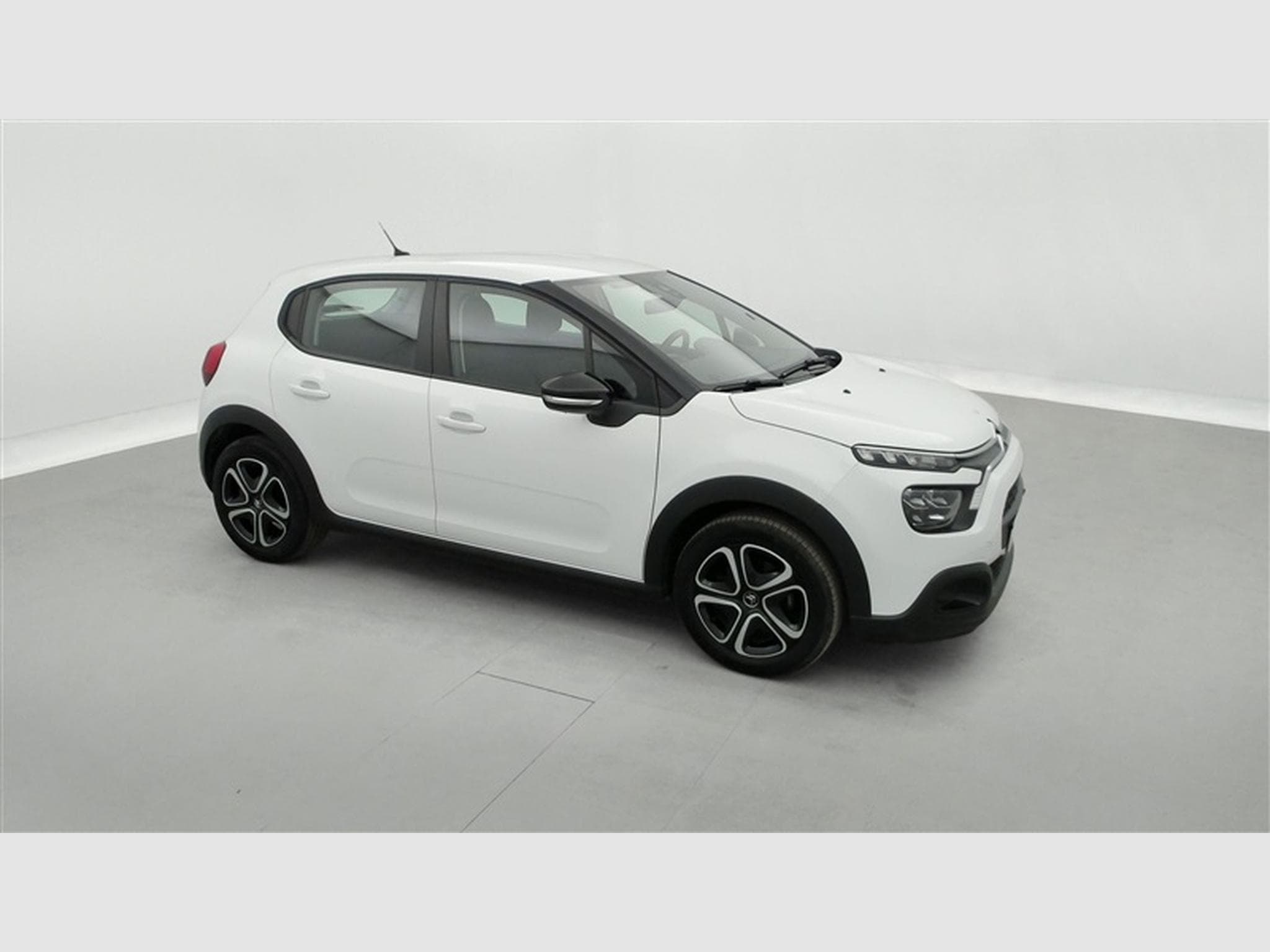 Citroen C3 1.2i PureTech Feel CARPLAY / FULL LED (2022) - Photo 20