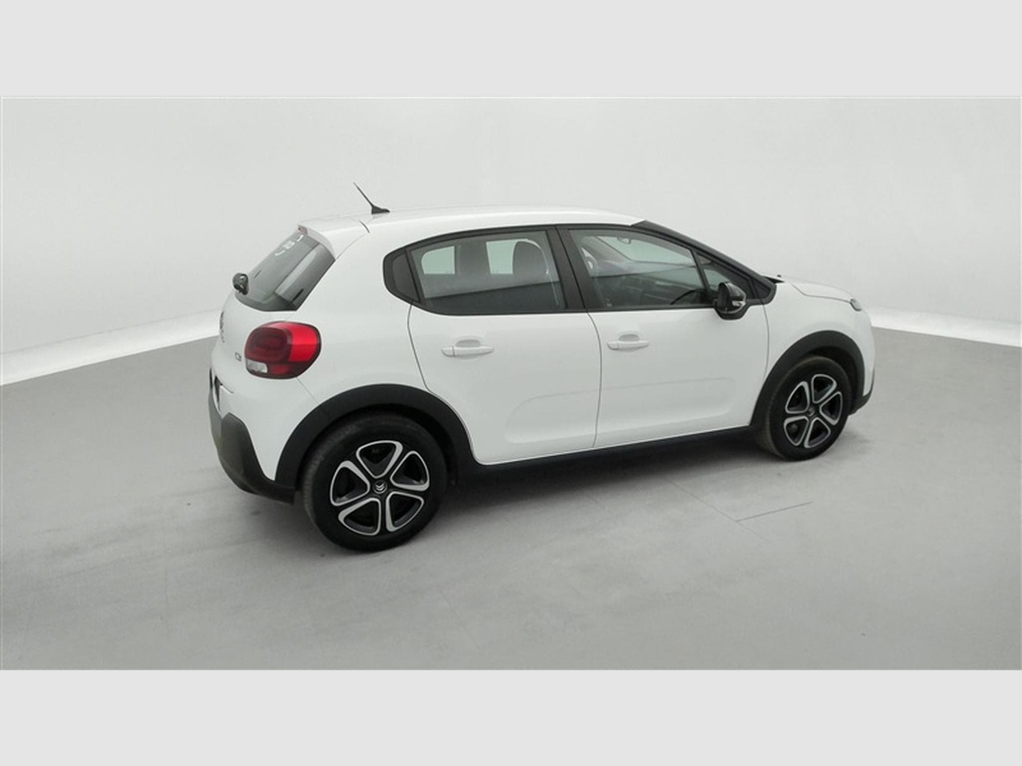 Citroen C3 1.2i PureTech Feel CARPLAY / FULL LED (2022) - Photo 22