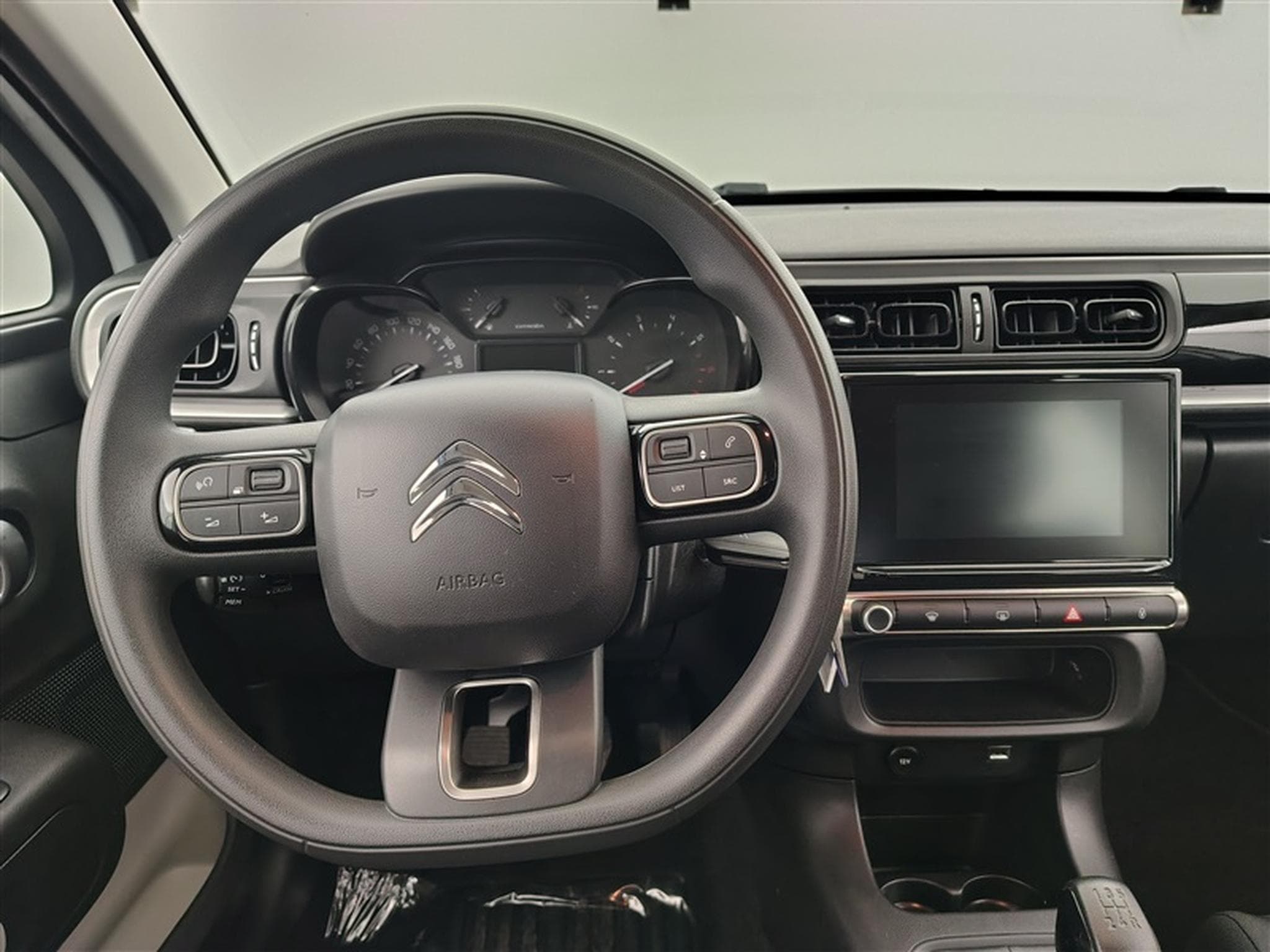Citroen C3 1.2i PureTech Feel CARPLAY / FULL LED (2022) - Photo 8