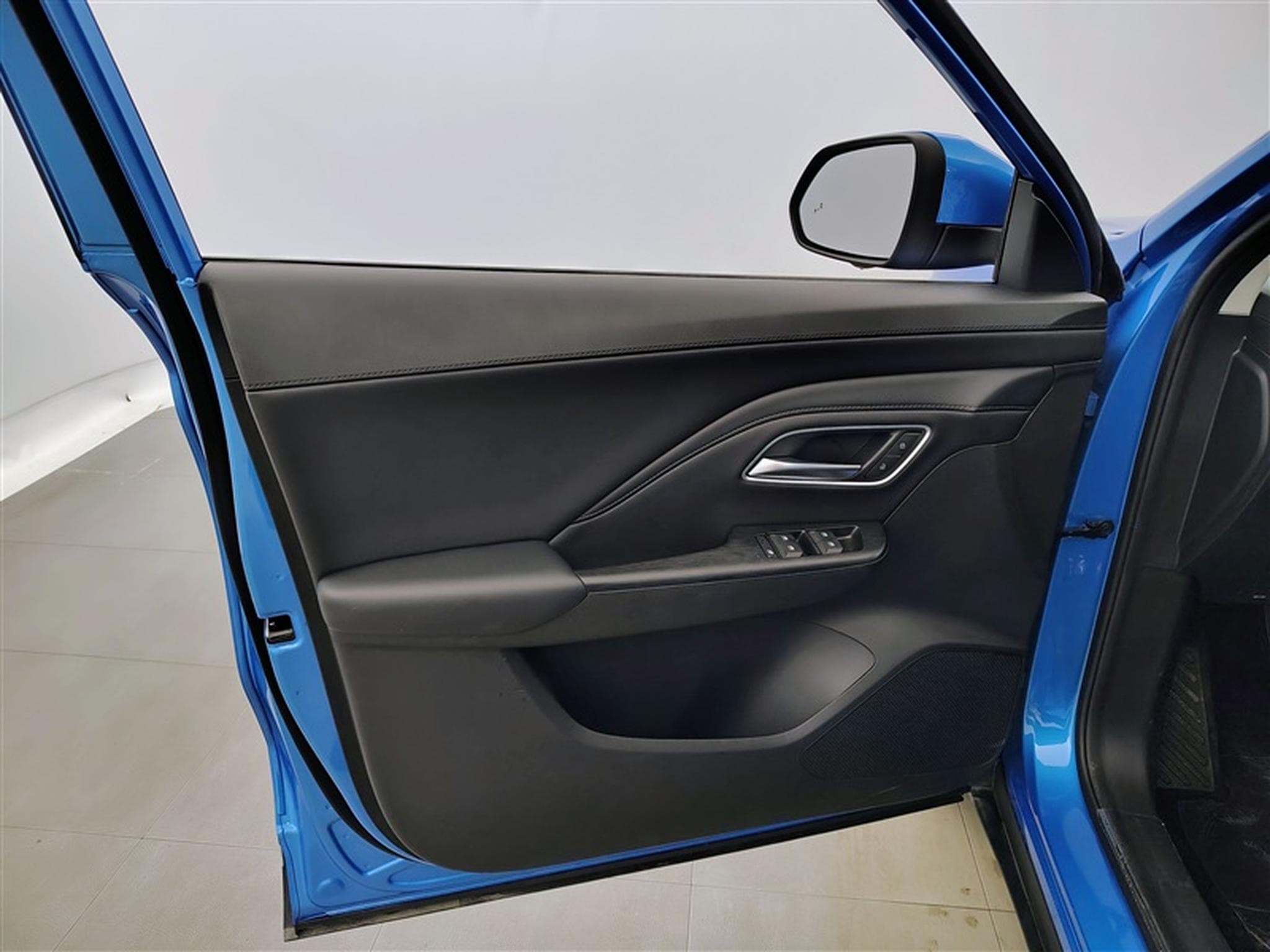 MG ZS 1.5 VTi 115cv Comfort NAVI / FULL LED / CUIR / CAMERA / JA17 (2025) - Photo 17