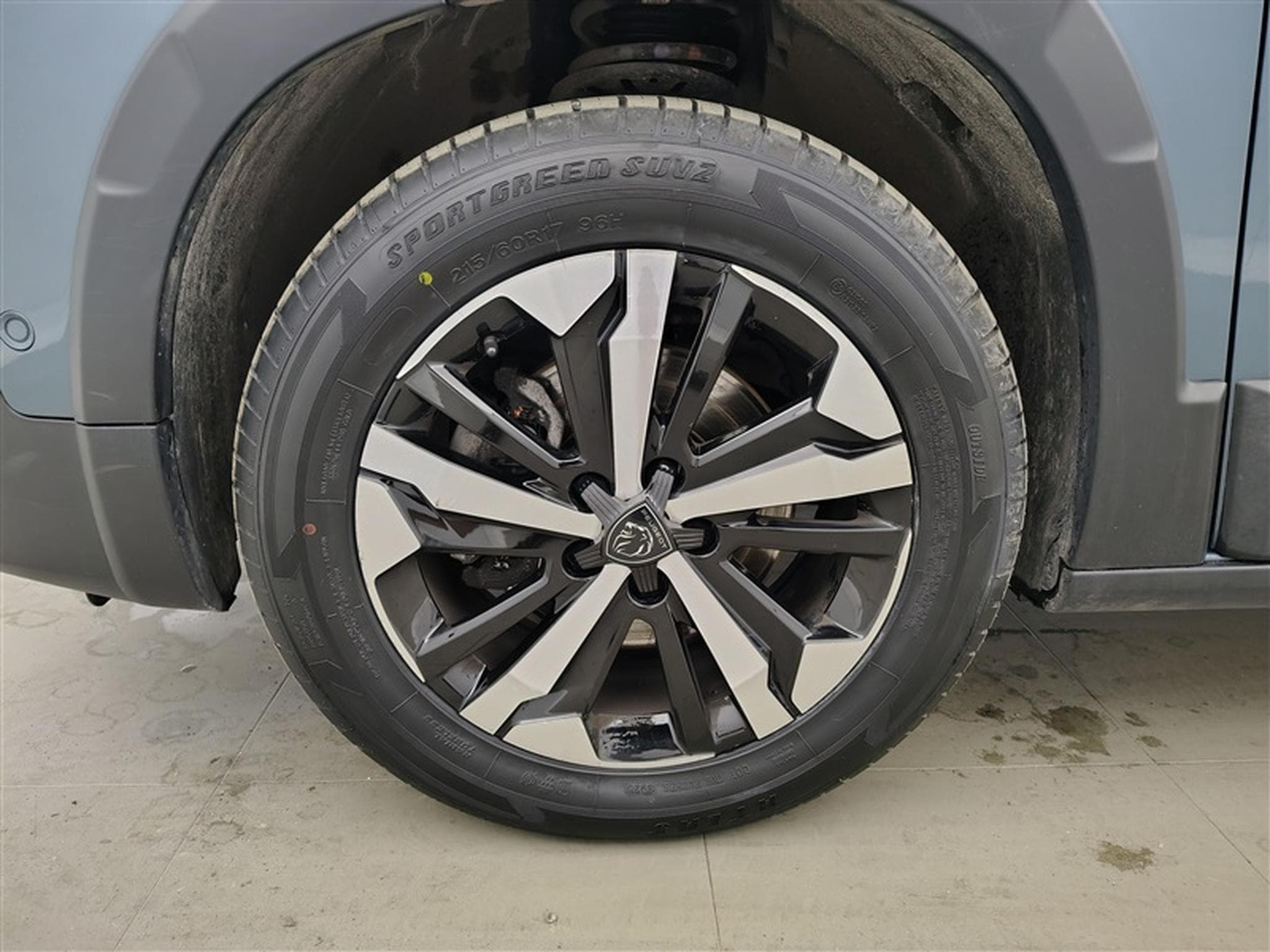 Peugeot Rifter 1.5 BlueHDi 130Cv EAT8 NEW MODELE (2024) - Photo 6