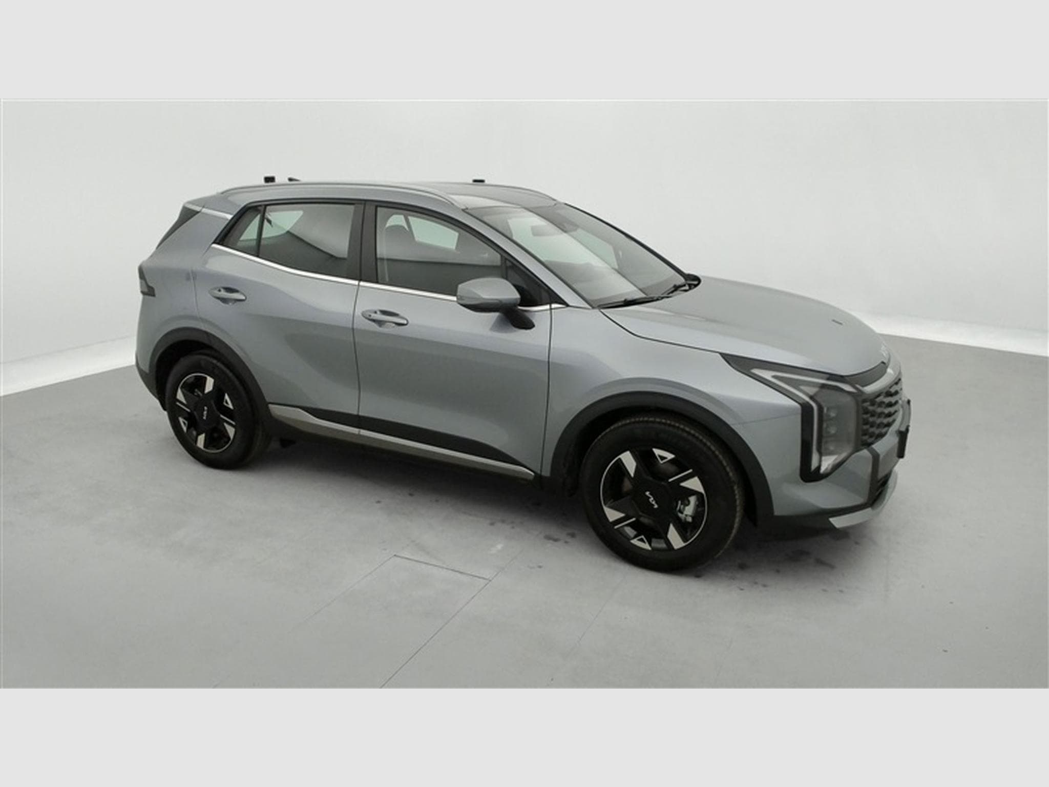 Kia Sportage 1.6 T-GDi 150Cv LX NAVI / CARPLAY / CAMERA / FULL LED (2026) - Photo 24