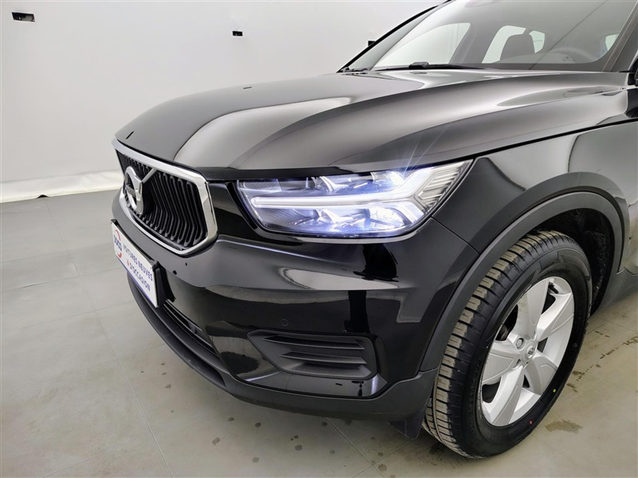 Volvo XC40 1.5 T2 Momentum Geartronic NAVI/FULL LED/JA17/PDC/CAMERA (2021) - Photo 15