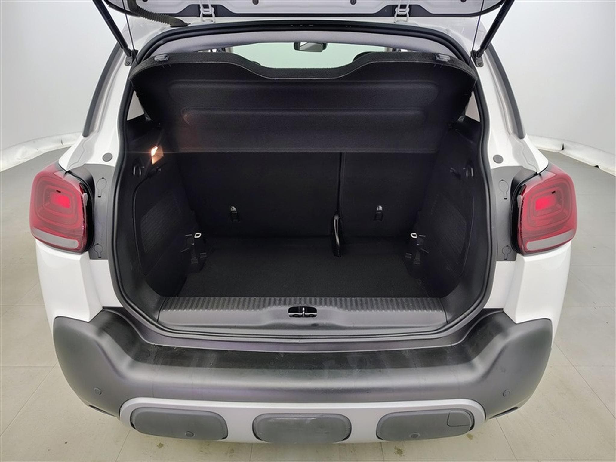 Citroen C3 Aircross 1.2 PureTech 130Cv EAT8 Feel CARPLAY / PDC (2022) - Photo 14
