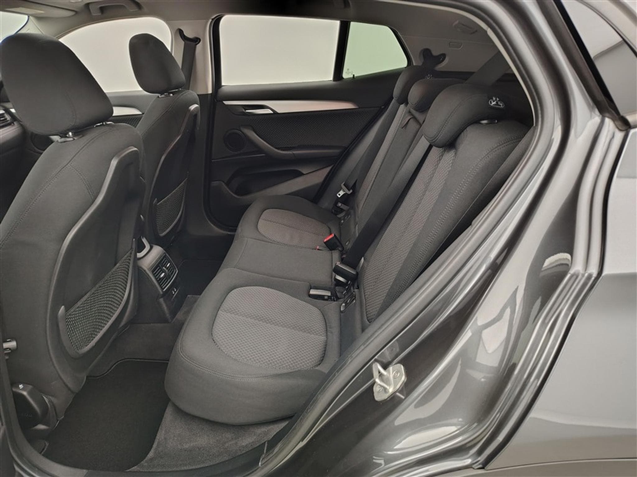 BMW X2 1.5 d sDrive16 *NAVI/FULL LED/TOIT PANO OUV/PDC AV ARR/JA17* (2020) - Photo 13