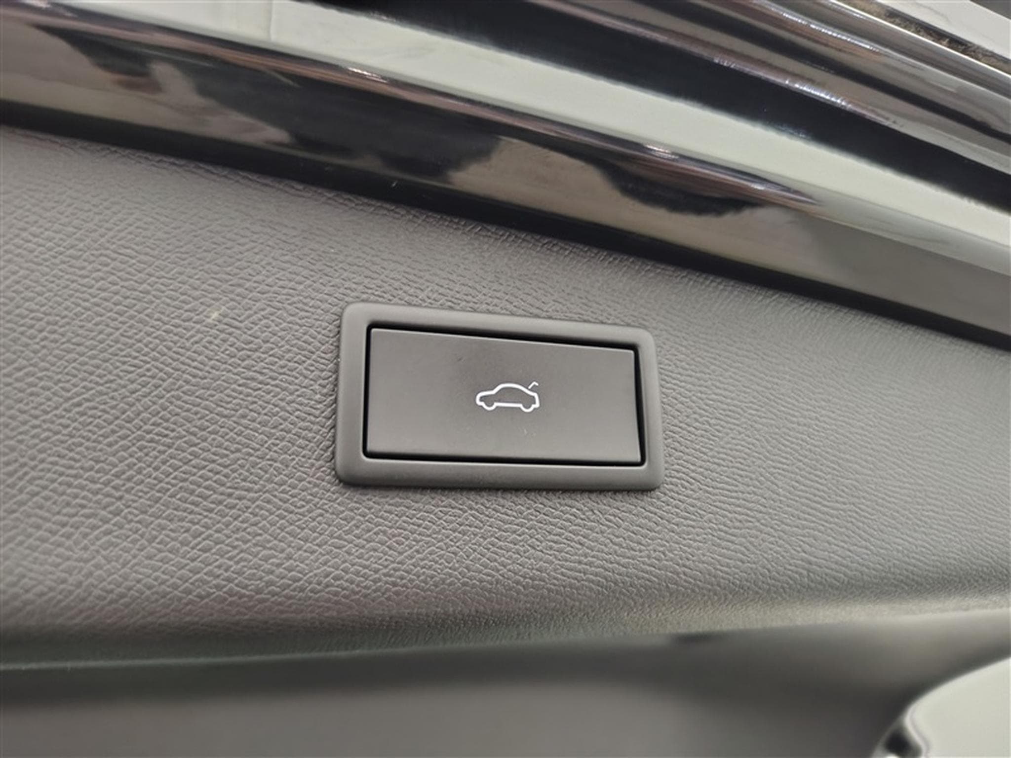 Seat Leon 1.0 eTSI 110Cv DSG CARPLAY / CAMERA / FULL LED (2024) - Photo 19