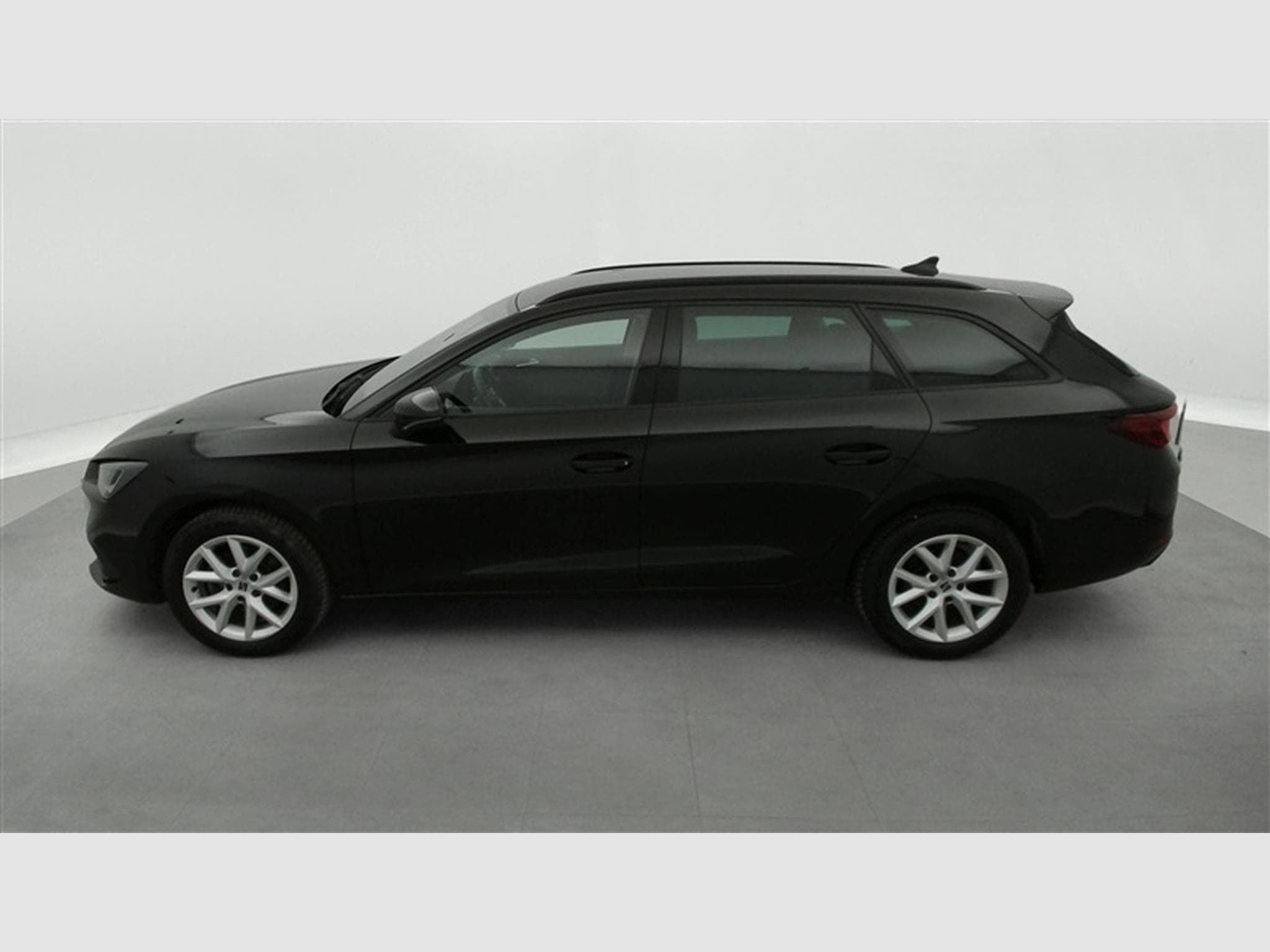 Seat Leon 1.0 eTSI 110Cv DSG CARPLAY / CAMERA / FULL LED (2024) - Photo 3