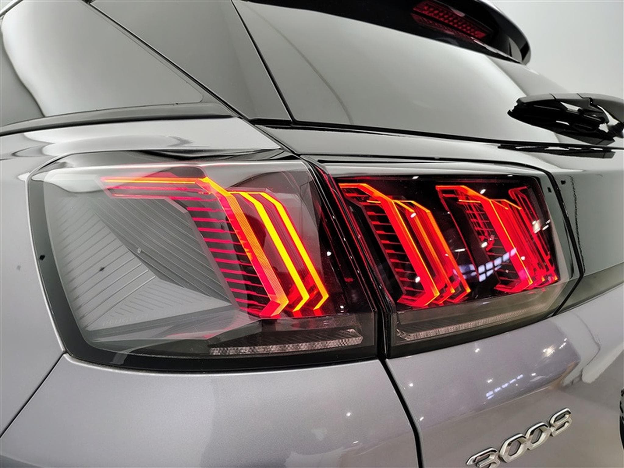 Peugeot 3008 1.2 PureTech Allure CLIM/CAMERA/NAVI (2021) - Photo 16