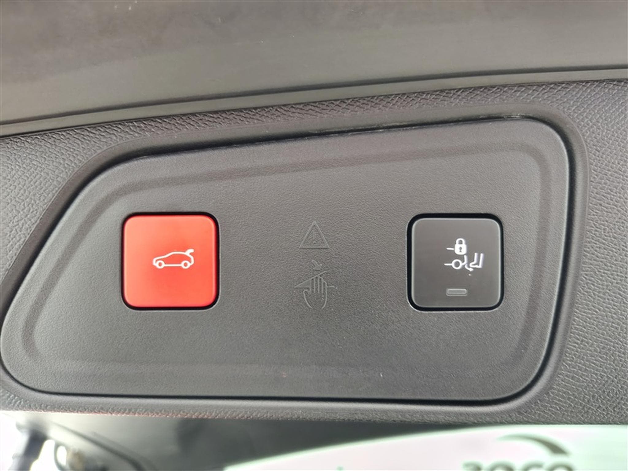 Peugeot 3008 1.2 PureTech Allure CLIM/CAMERA/NAVI (2021) - Photo 19