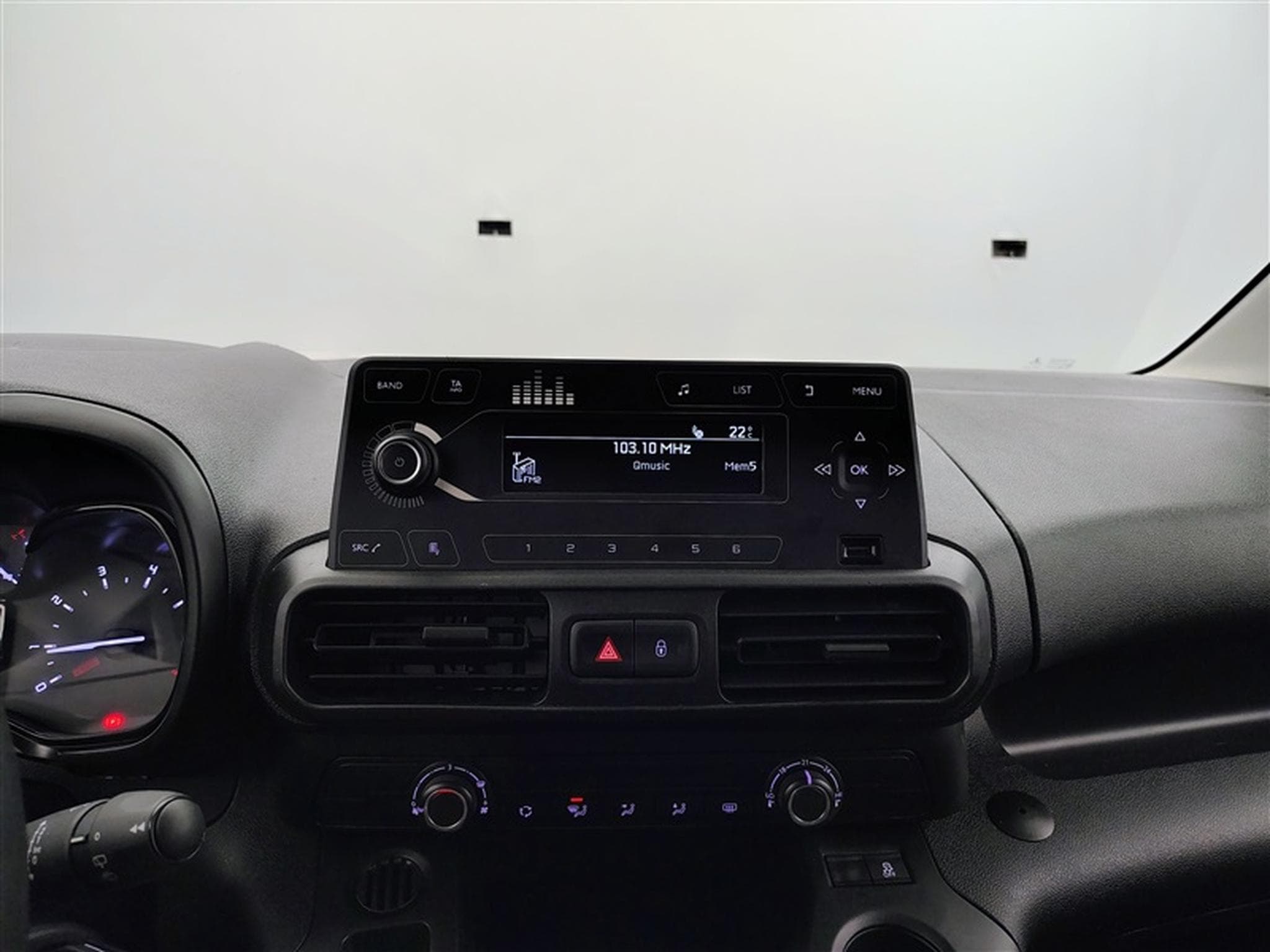 Citroen Berlingo 1.5 BlueHDi XL Heavy Control 3PL (2021) - Photo 11