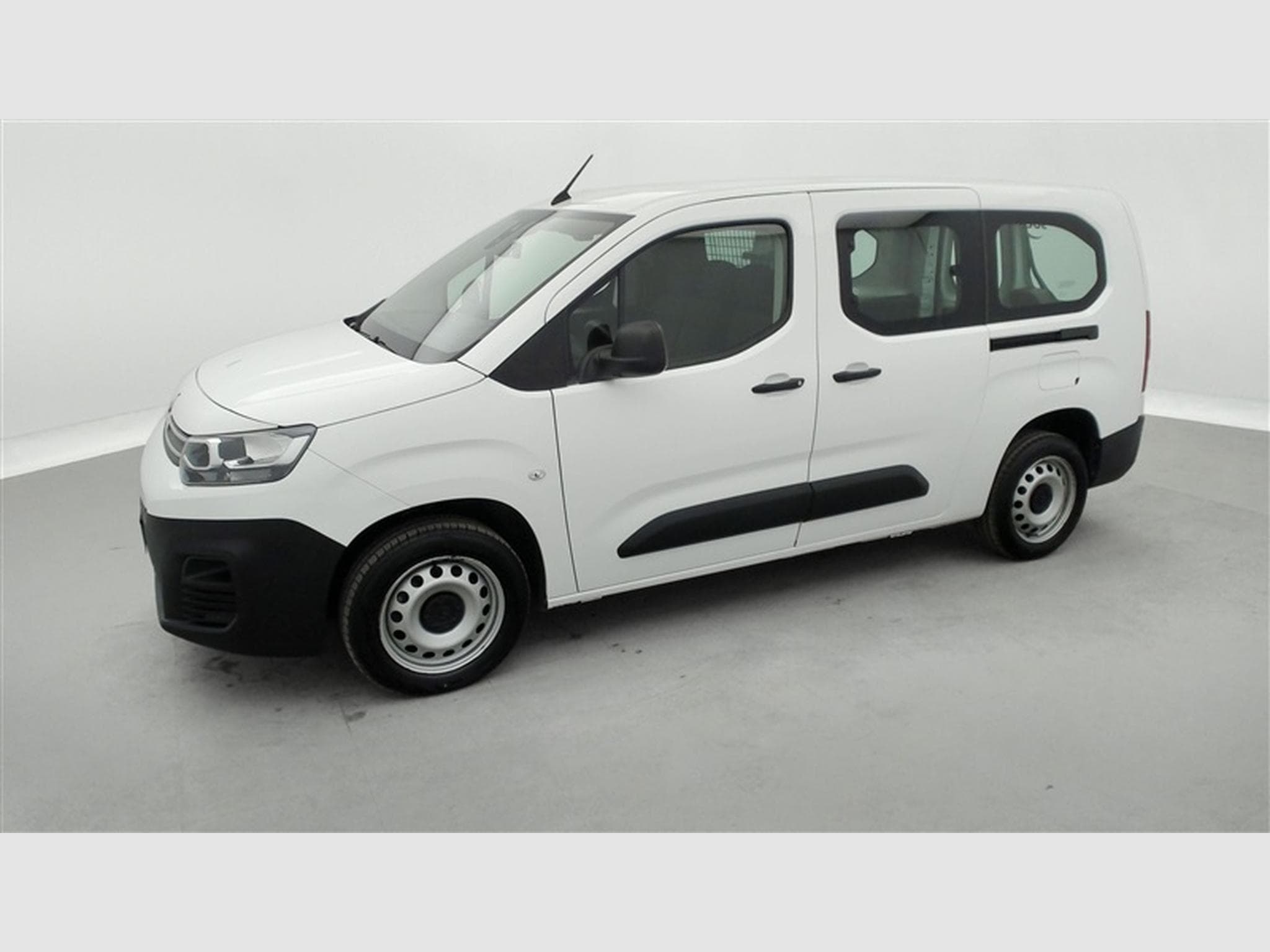 Citroen Berlingo 1.5 BlueHDi XL Heavy Control 3PL (2021) - Photo 19