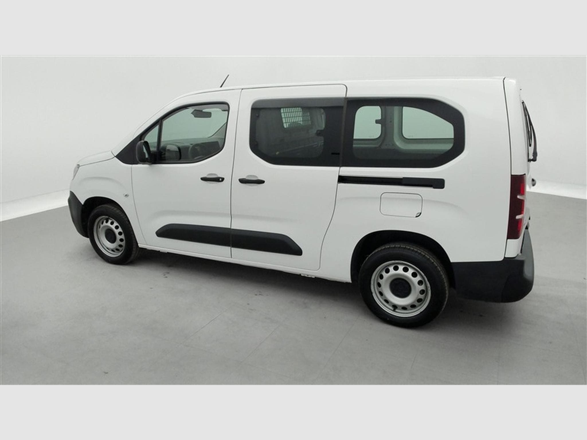 Citroen Berlingo 1.5 BlueHDi XL Heavy Control 3PL (2021) - Photo 25