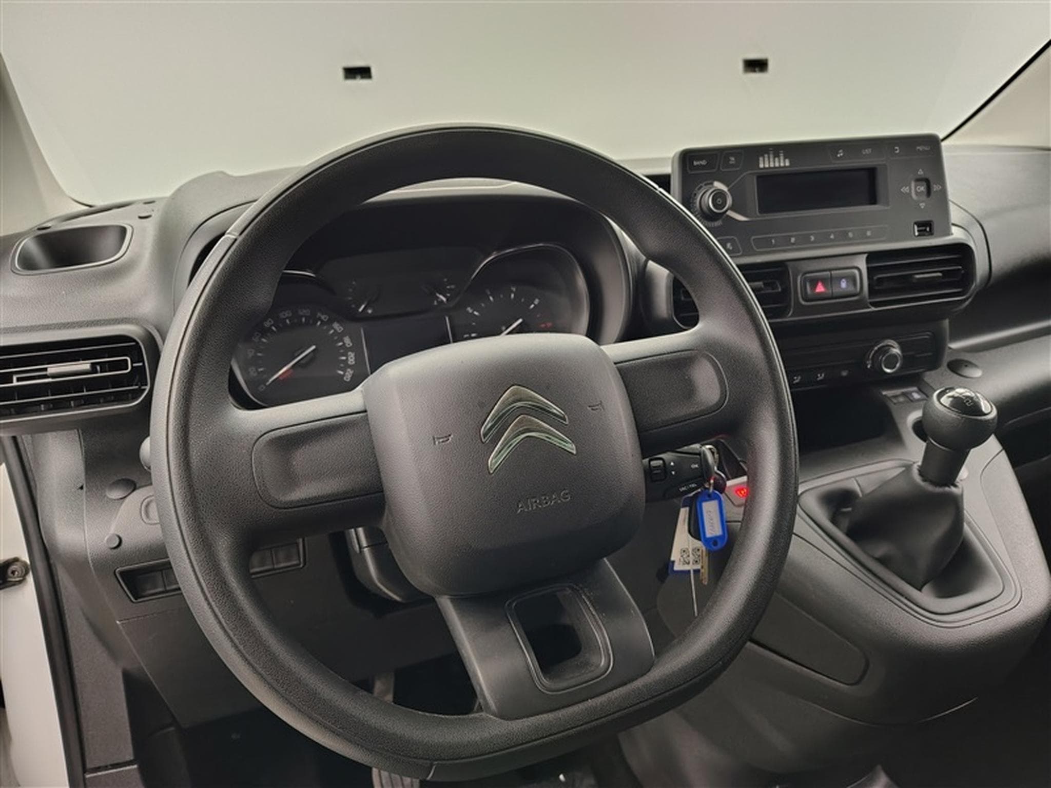 Citroen Berlingo 1.5 BlueHDi XL Heavy Control 3PL (2021) - Photo 9