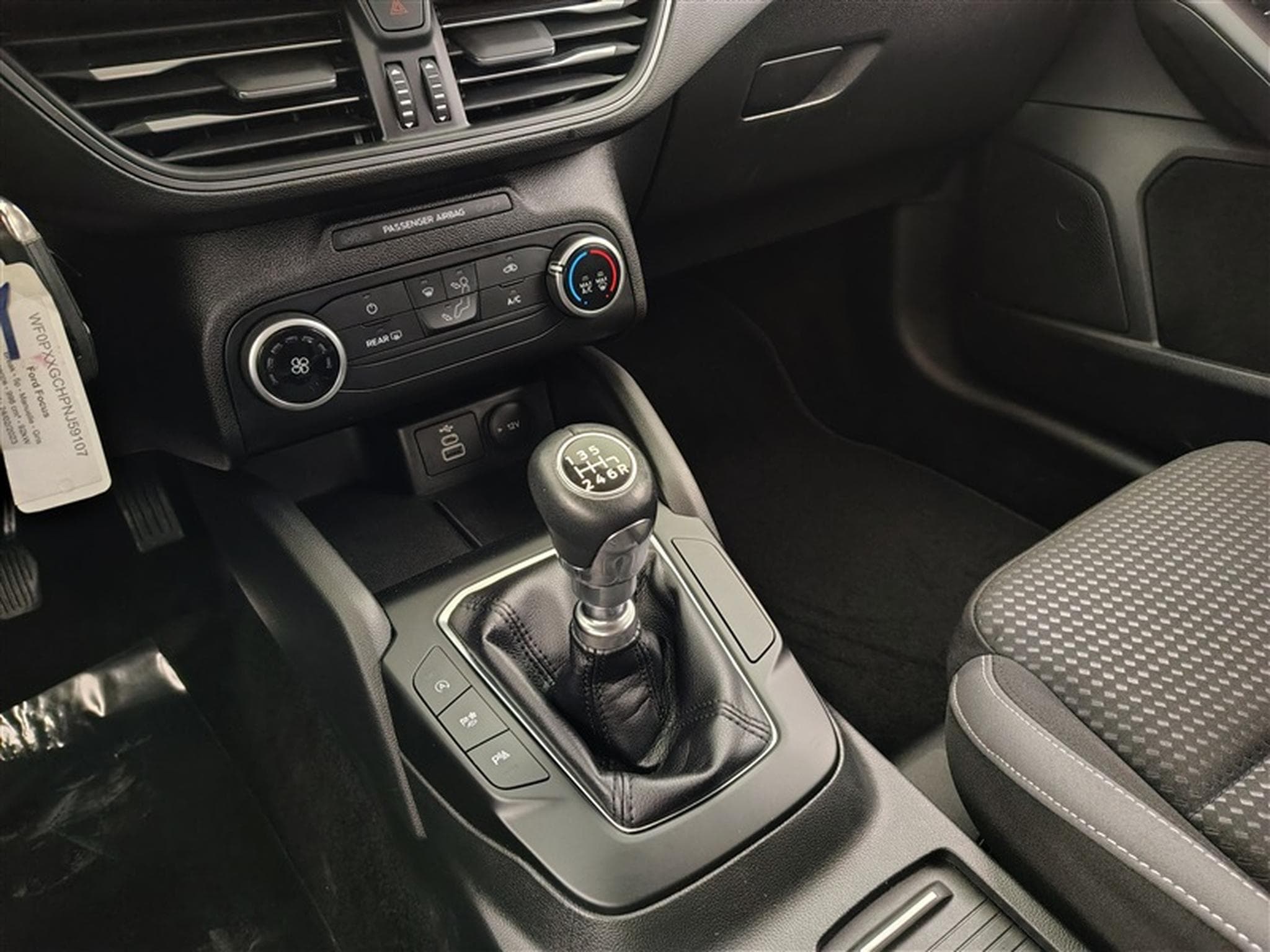 Ford Focus 1.0 EcoBoost MHEV Connected  Navi / Led / PDC av+ar (2023) - Photo 12