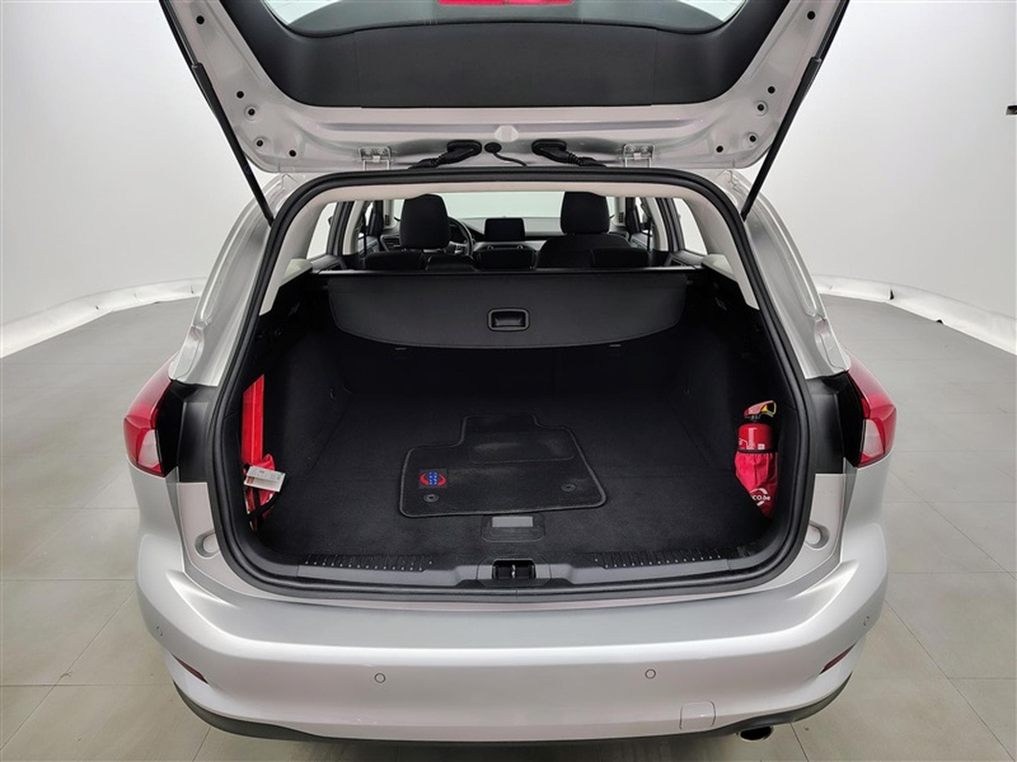 Ford Focus 1.0 EcoBoost MHEV Connected  Navi / Led / PDC av+ar (2023) - Photo 14